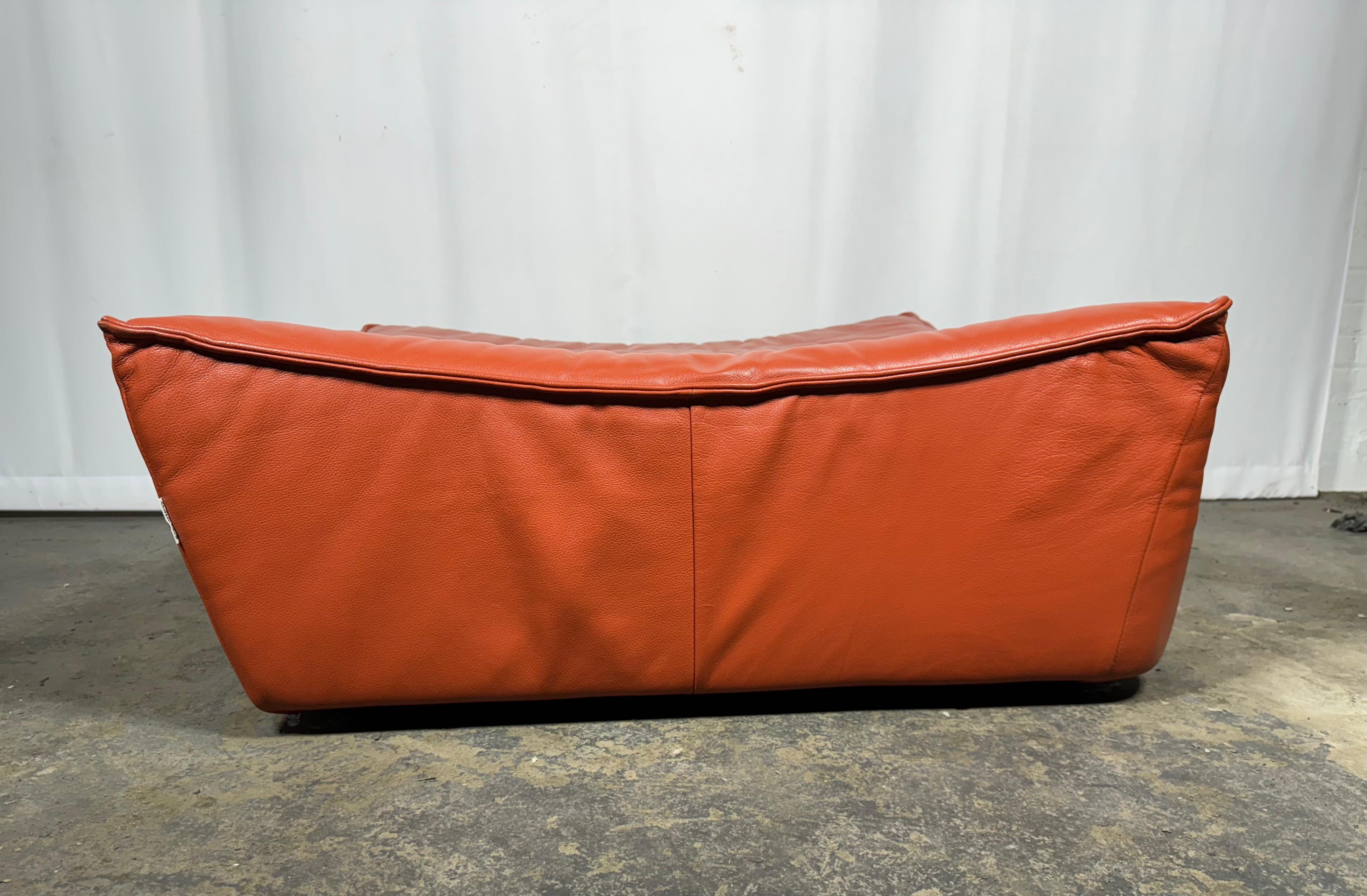 3 Piece Leather suite by Sylvain Joly for Chateau d'Ax, Made in Italy 2000s 4