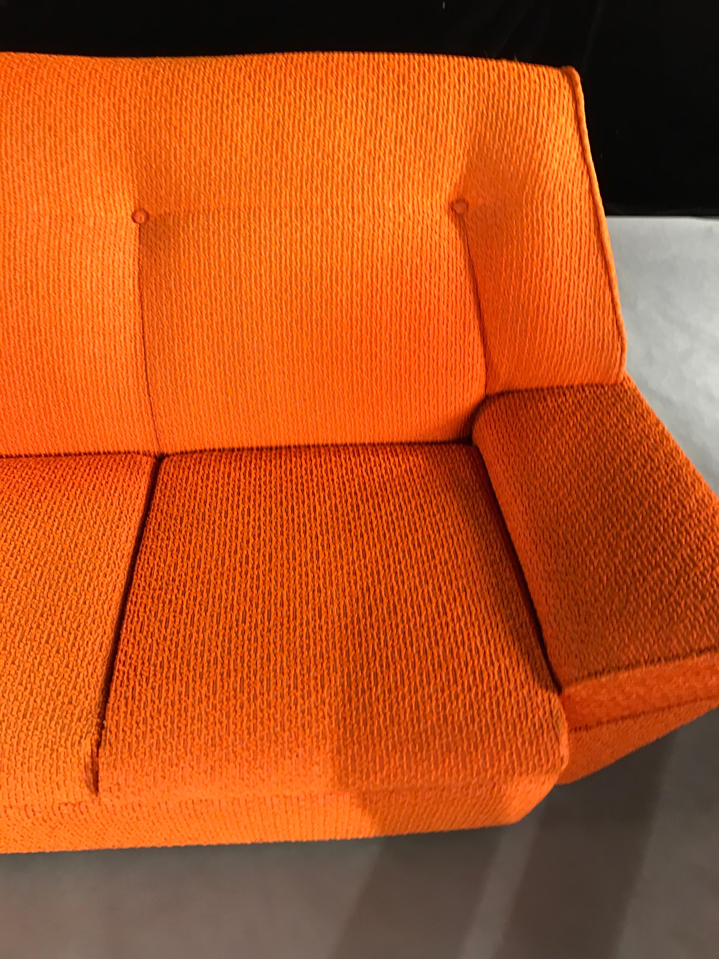 3-Piece Lounge Suite 3-seat settee Sofa Armchair Pair Vintage 1970 Orange Boucle For Sale 3