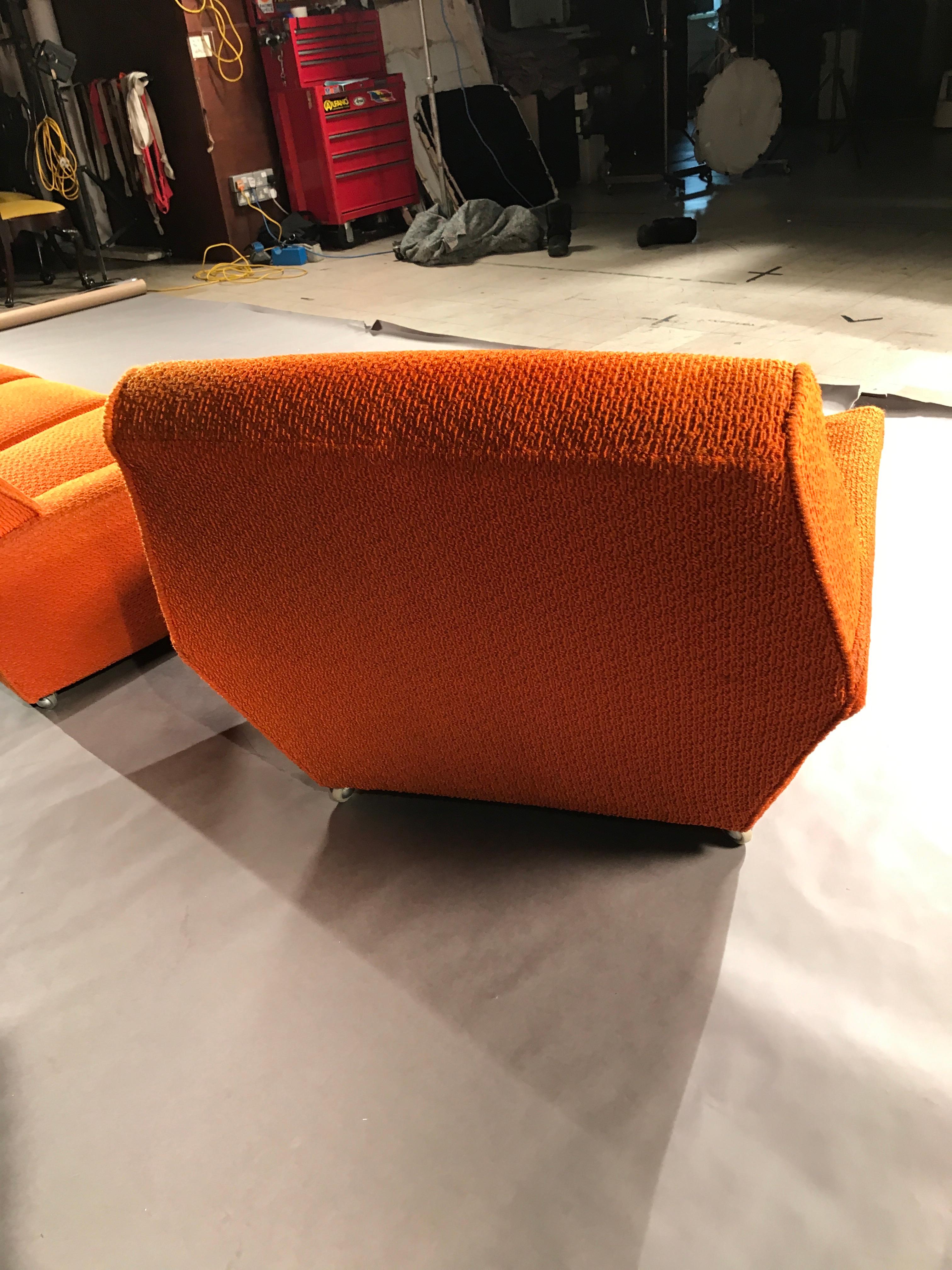 3-Piece Lounge Suite 3-seat settee Sofa Armchair Pair Vintage 1970 Orange Boucle For Sale 6