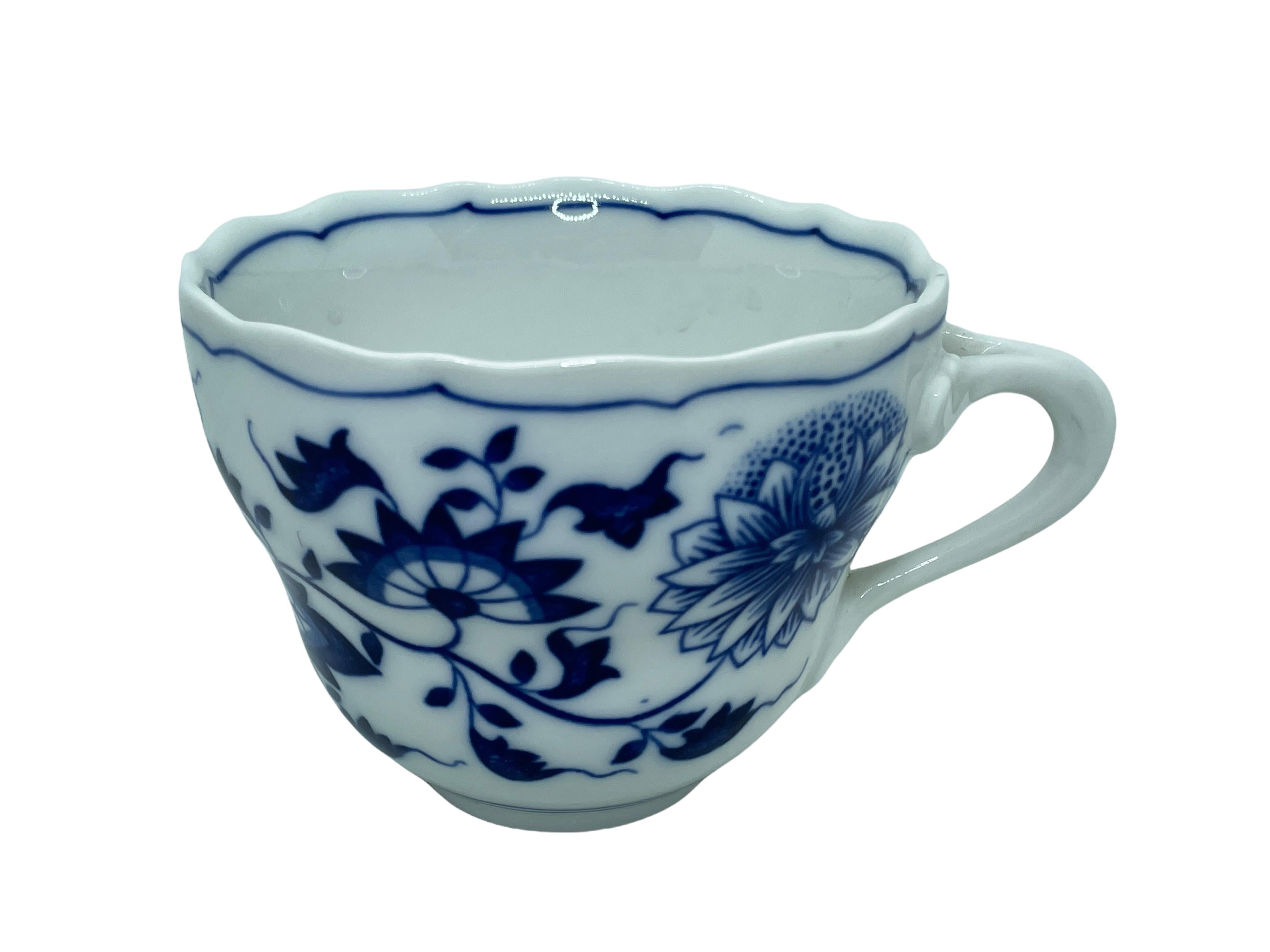 Porcelaine Service à café de 3 pièces, soucoupe, assiette, assiette Hutschenreuther Blue Onion en vente