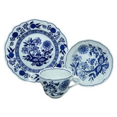 3 Piece Place Setting Coffee Cup, Saucer, Plate Hutschenreuther Blue Onion