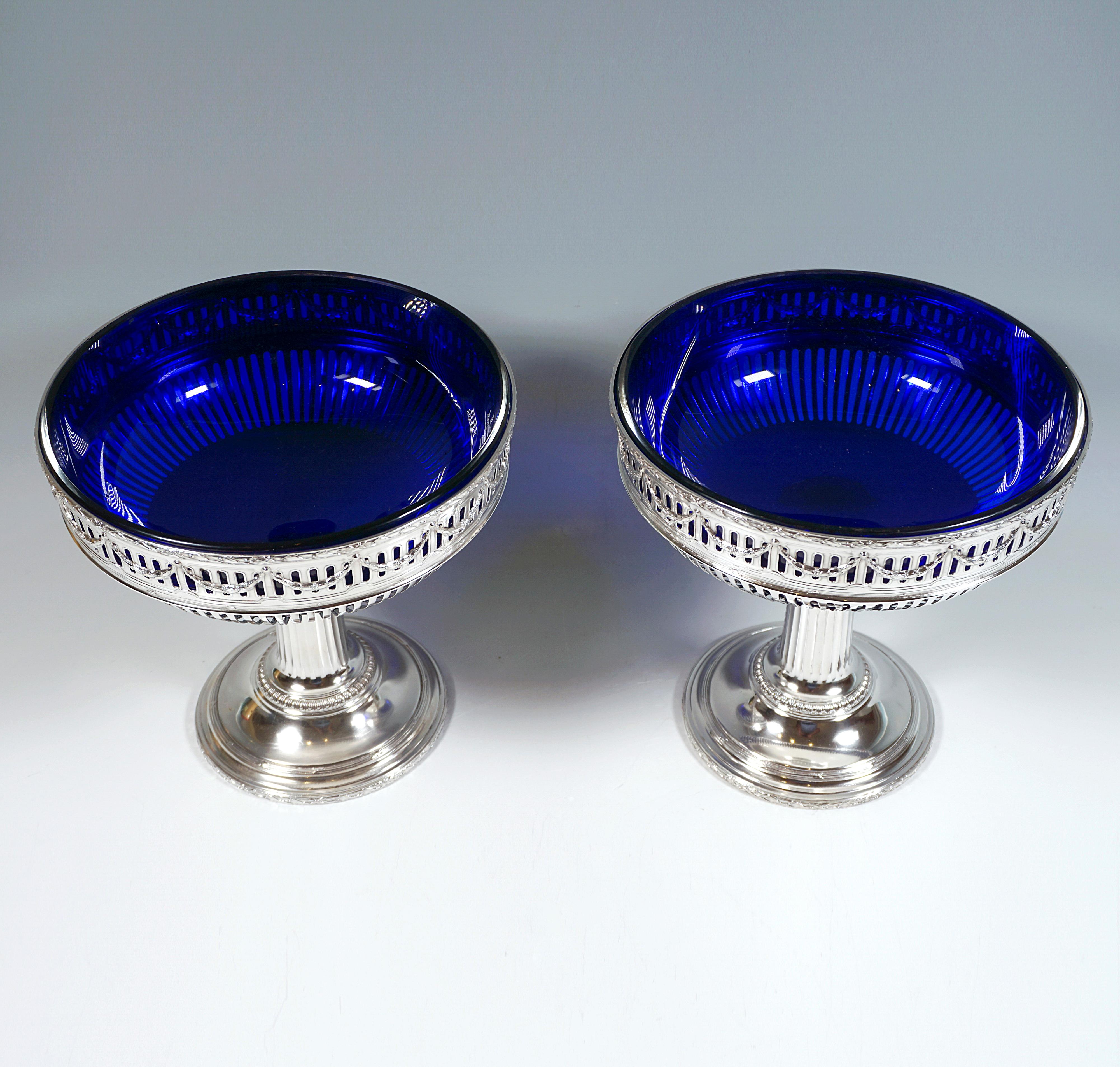 3-Piece Silver Art Nouveau Centerpiece With Blue Glass Inserts, France Ca 1905 In Good Condition For Sale In Vienna, AT
