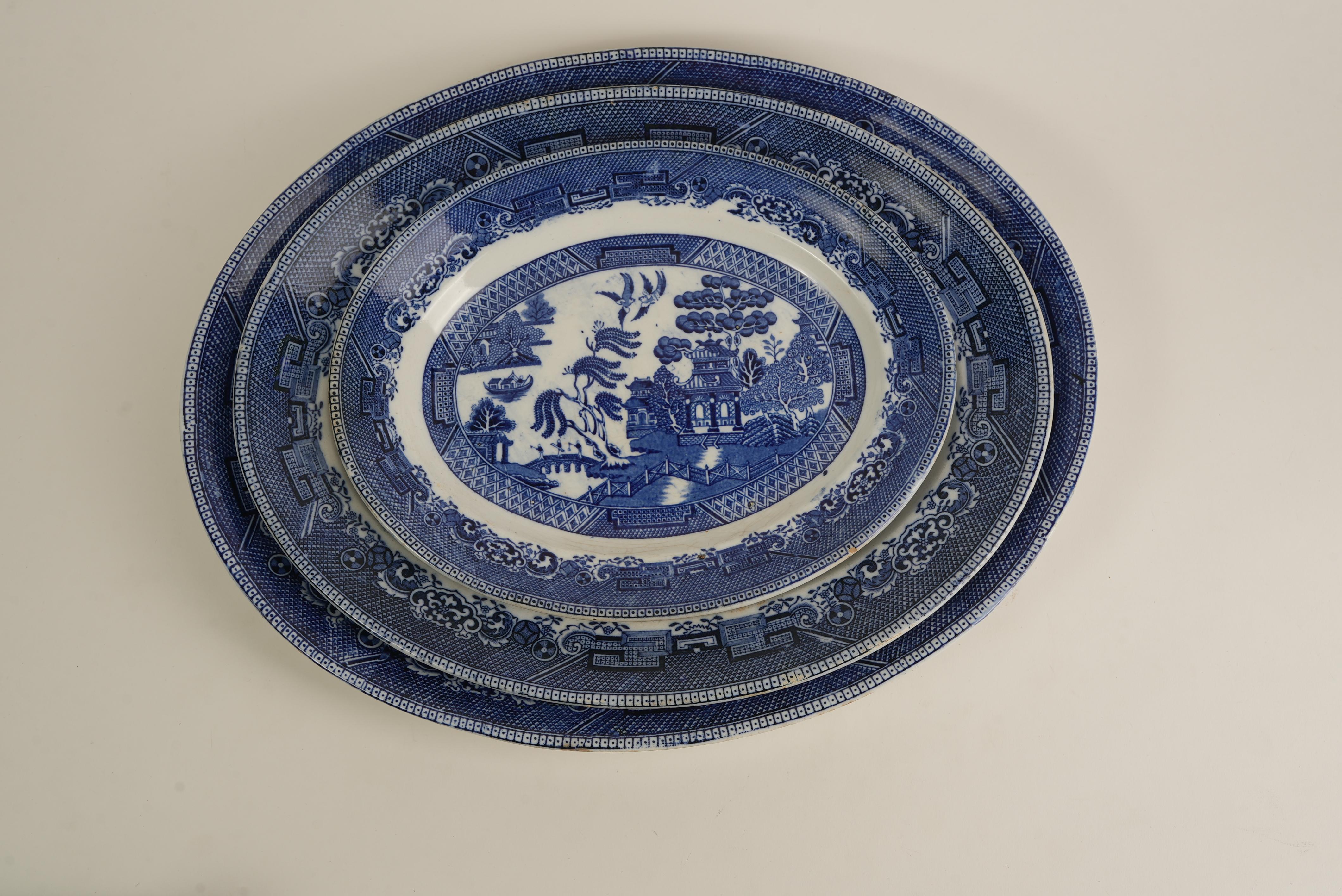 3-Piece “Ye Olde Willow” Oval Serving Platters– Fenton, England For Sale 3