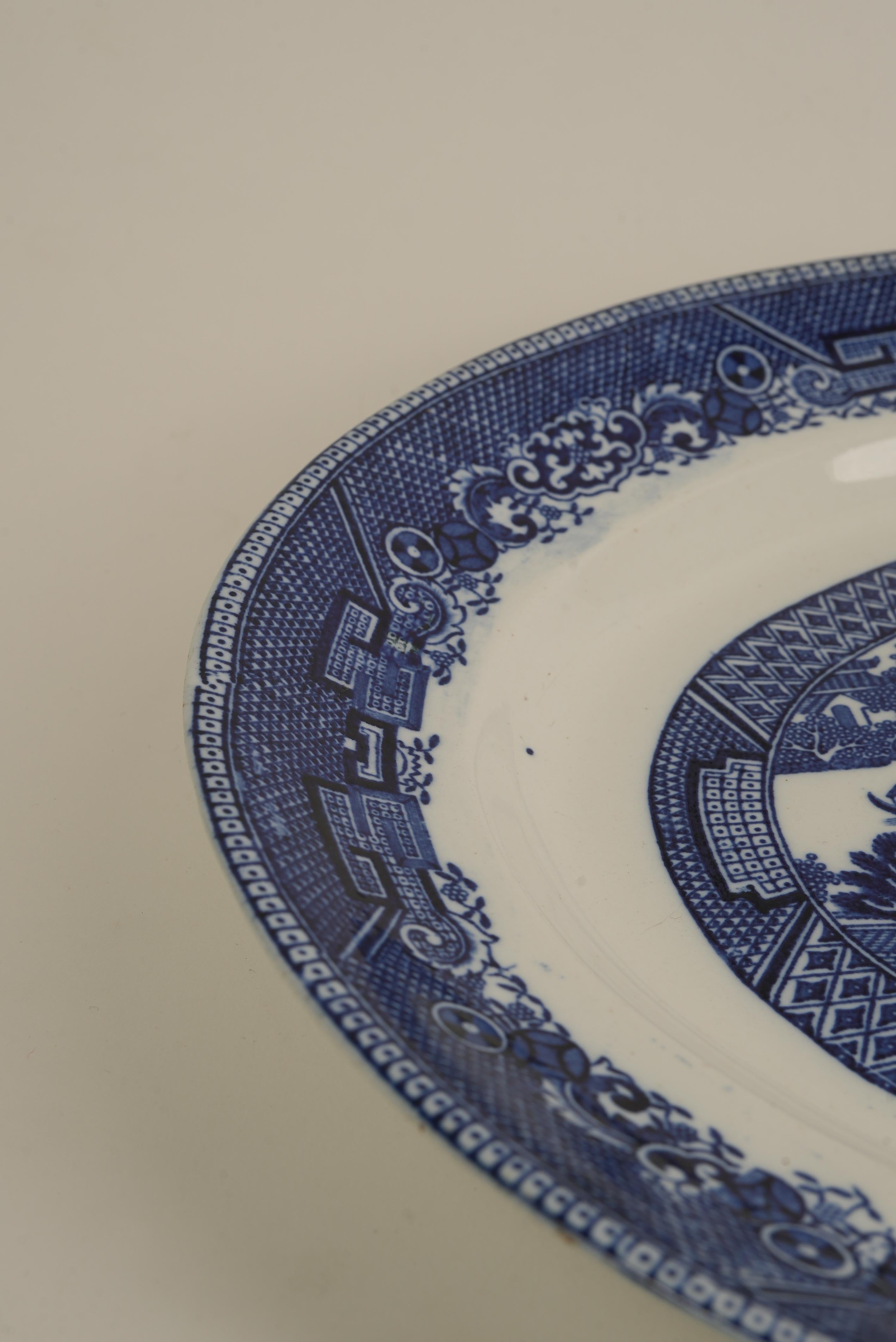 3-Piece “Ye Olde Willow” Oval Serving Platters– Fenton, England For Sale 6