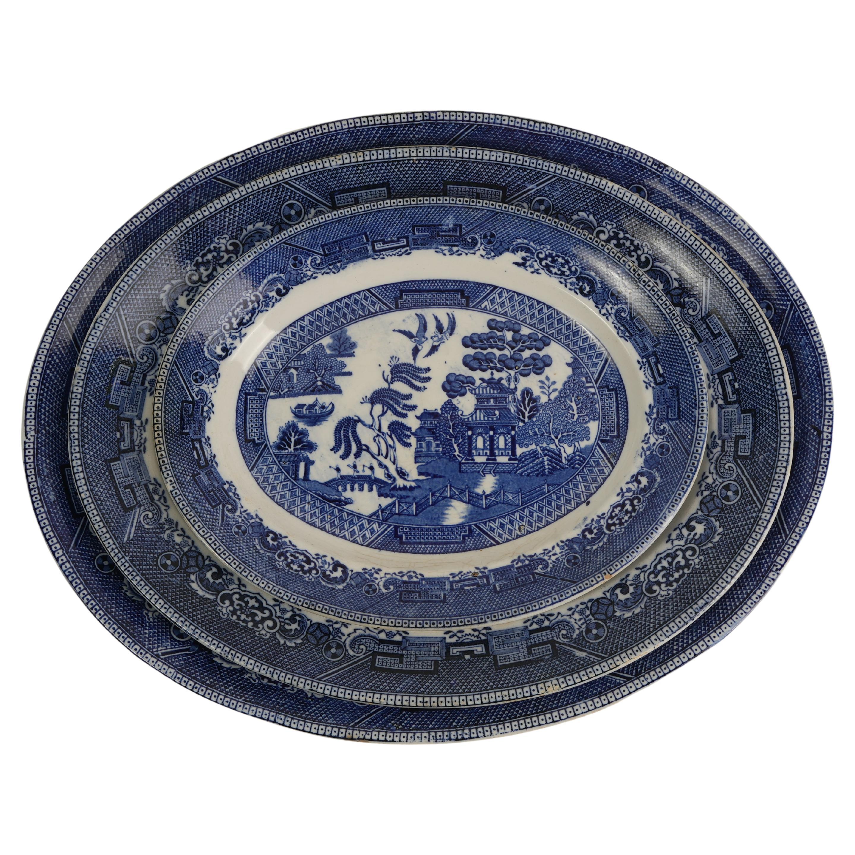 3-Piece “Ye Olde Willow” Oval Serving Platters– Fenton, England For Sale