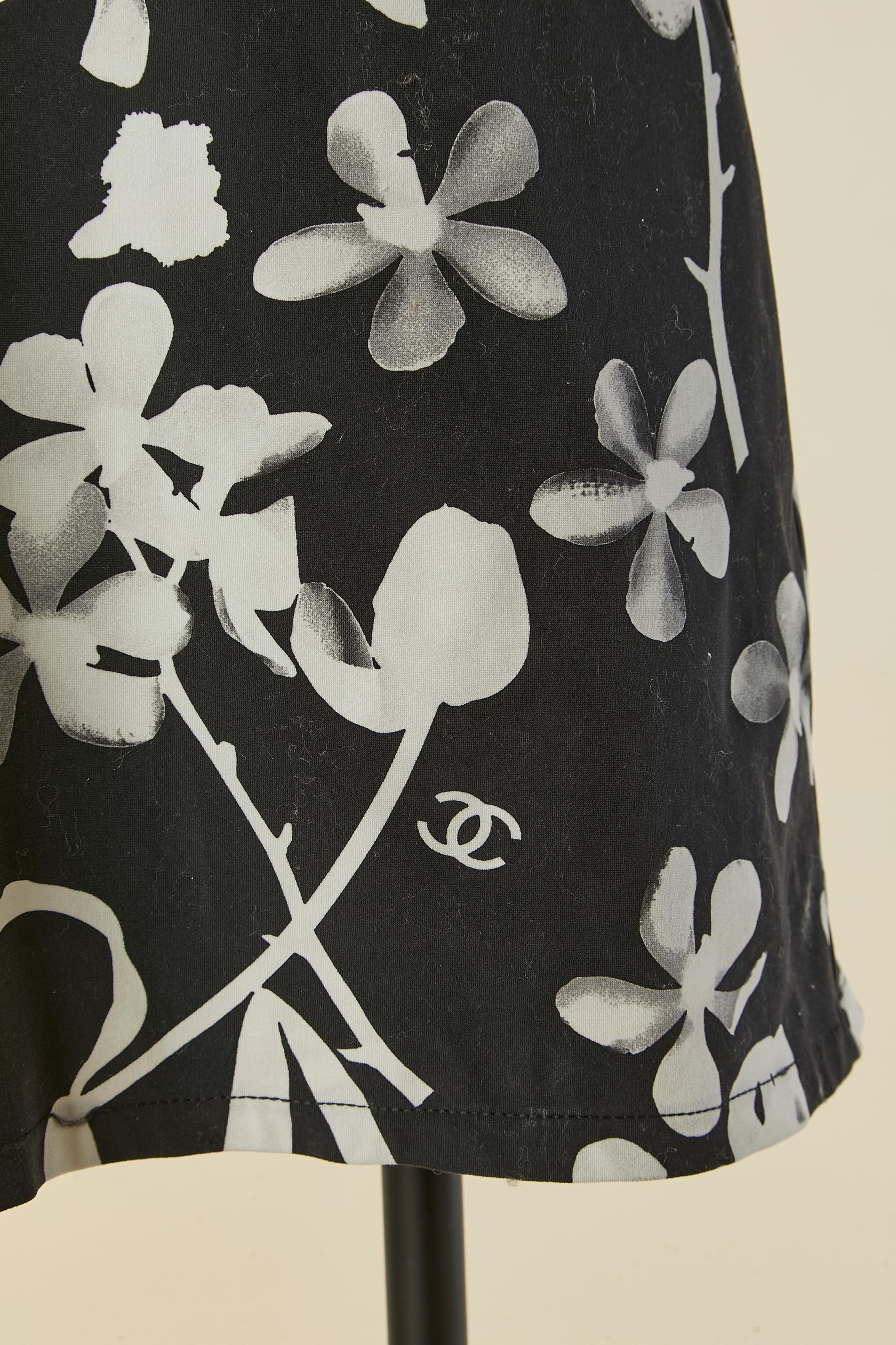 3 pieces bathing printed ensemble ( bra, mini-skirt and mini-dress) CHANEL In Excellent Condition For Sale In Saint-Ouen-Sur-Seine, FR