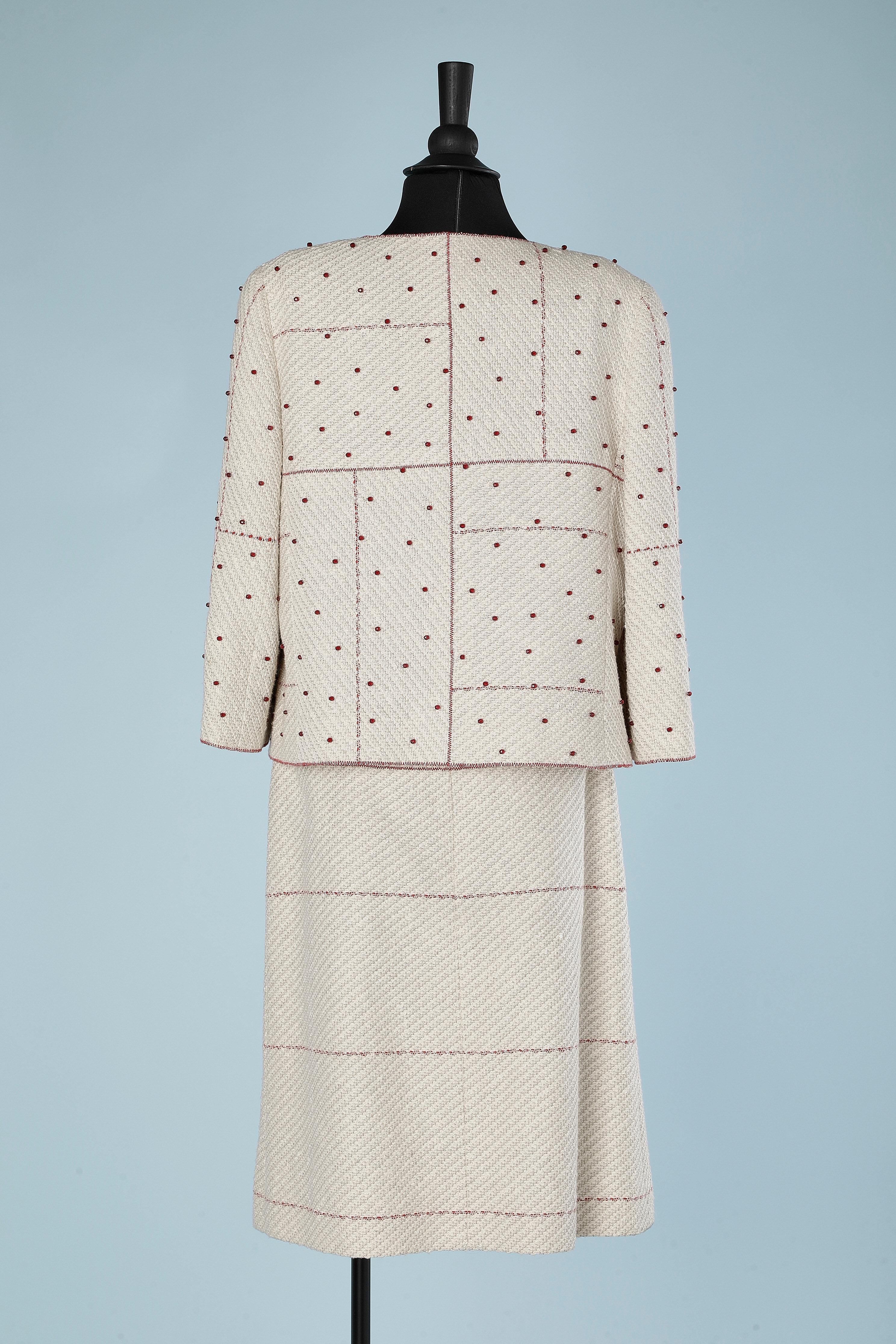 Beige 3 pieces ensemble in off-white cotton and wool tweed with red beads Chanel 