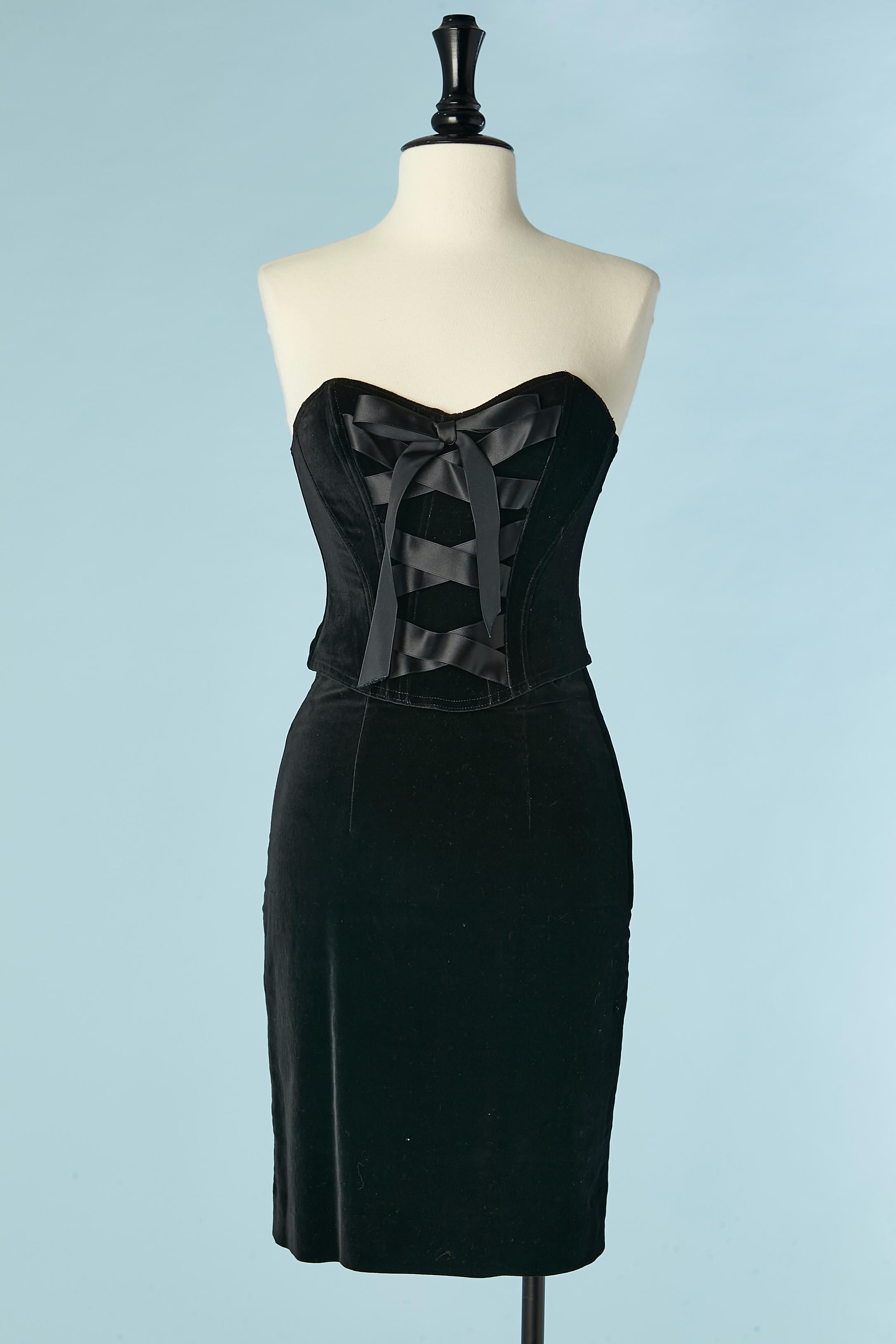 3 pieces skirt-suit and bustier velvet ensemble with laces Chantal Thomass 7