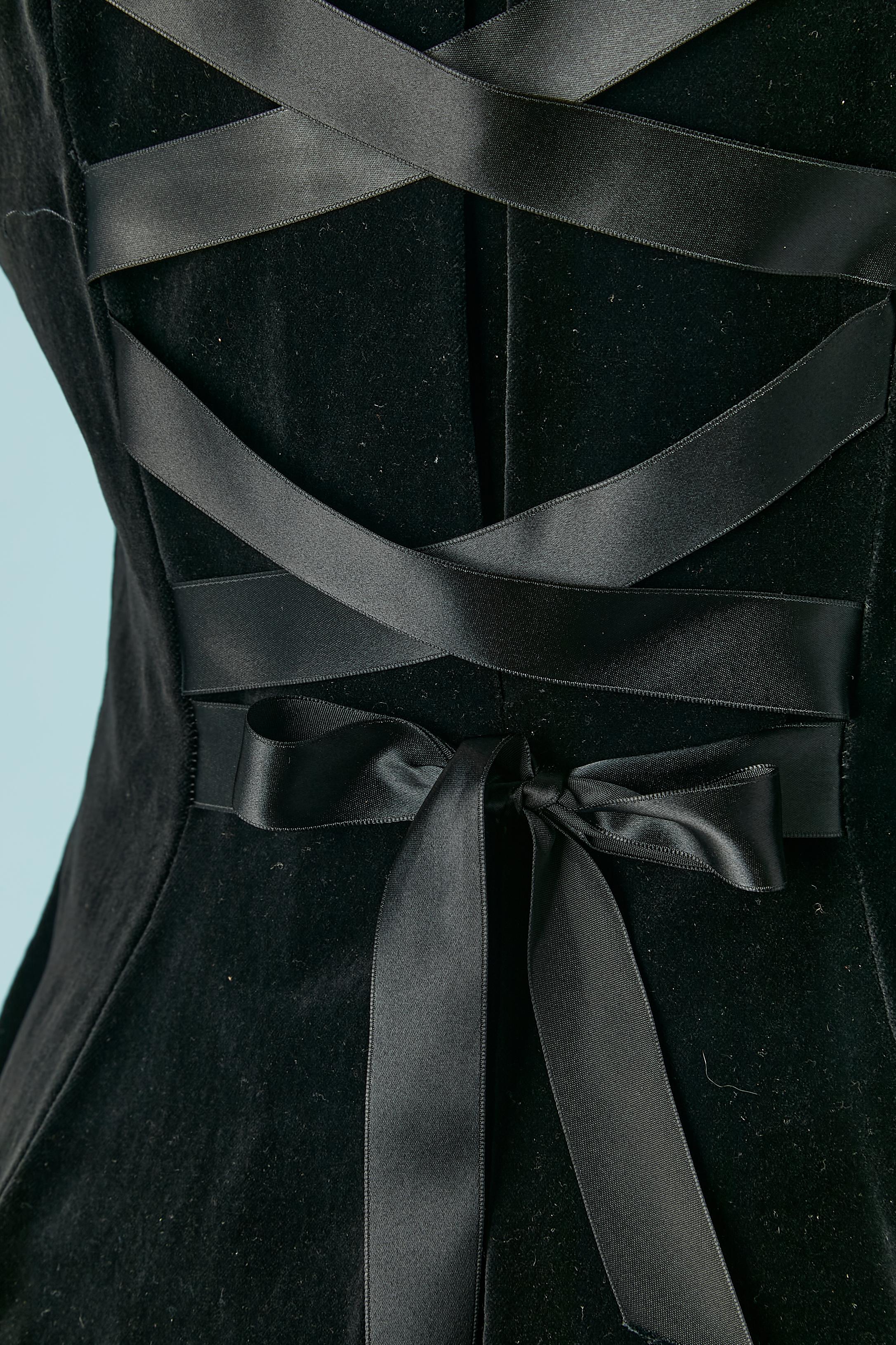 3 pieces skirt-suit and bustier velvet ensemble with laces Chantal Thomass 4