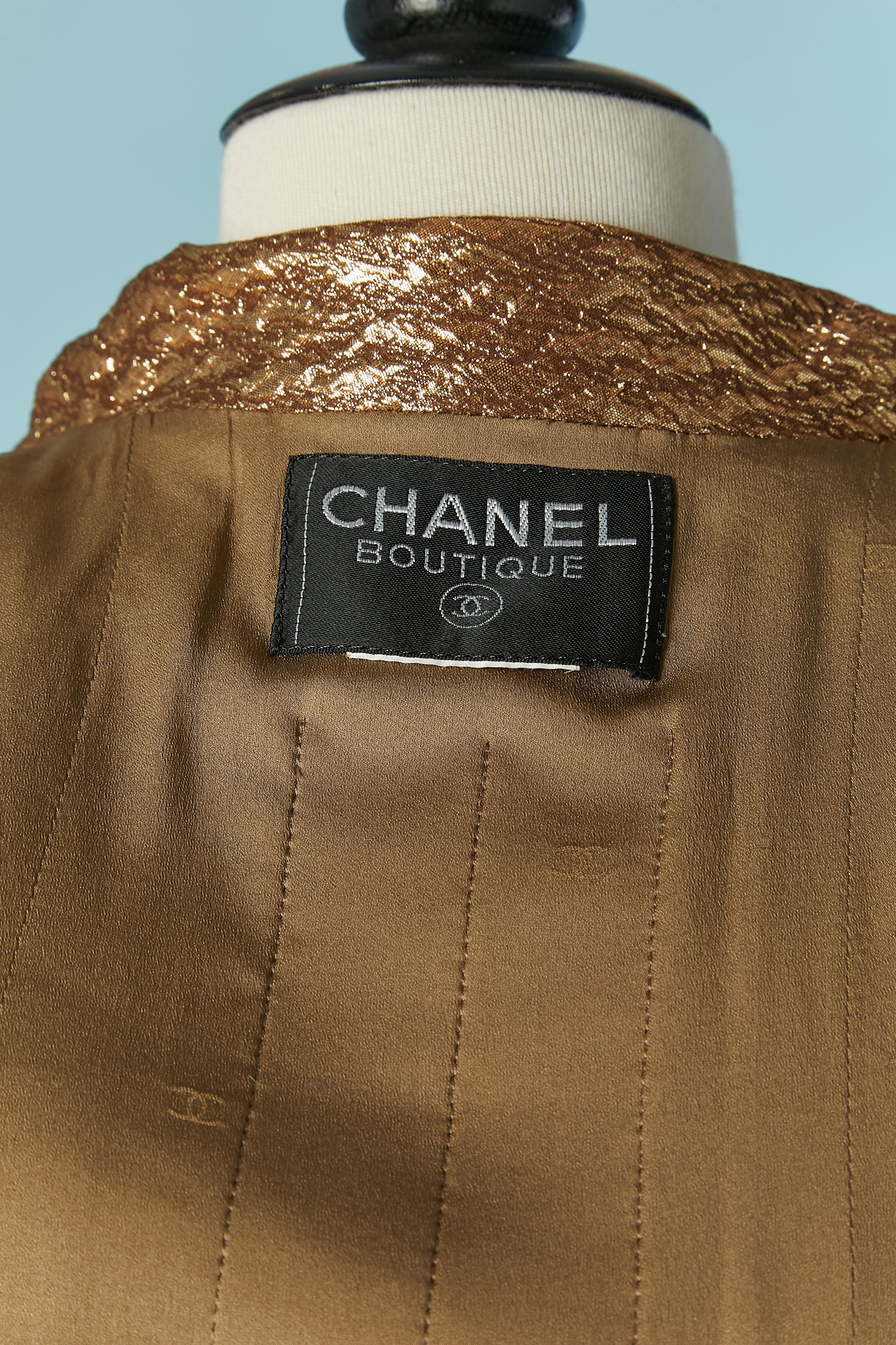 3 pieces skirt suit ensemble in tweed and lurex CHANEL BOUTIQUE For Sale 4