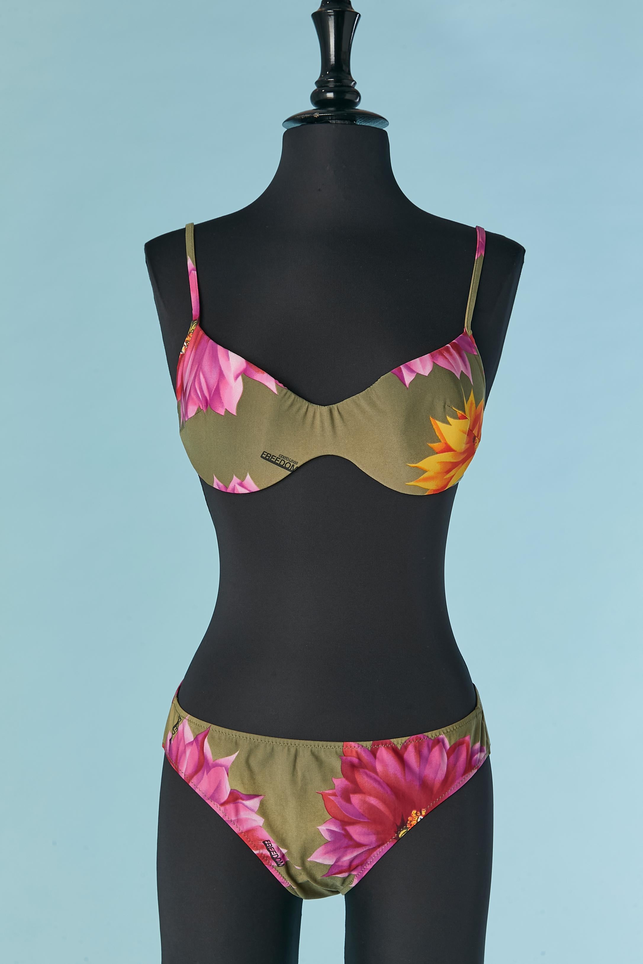 Costumi da bagno 3 pezzi (top e bikini senza schienale) Roberto Cavalli in vendita 2