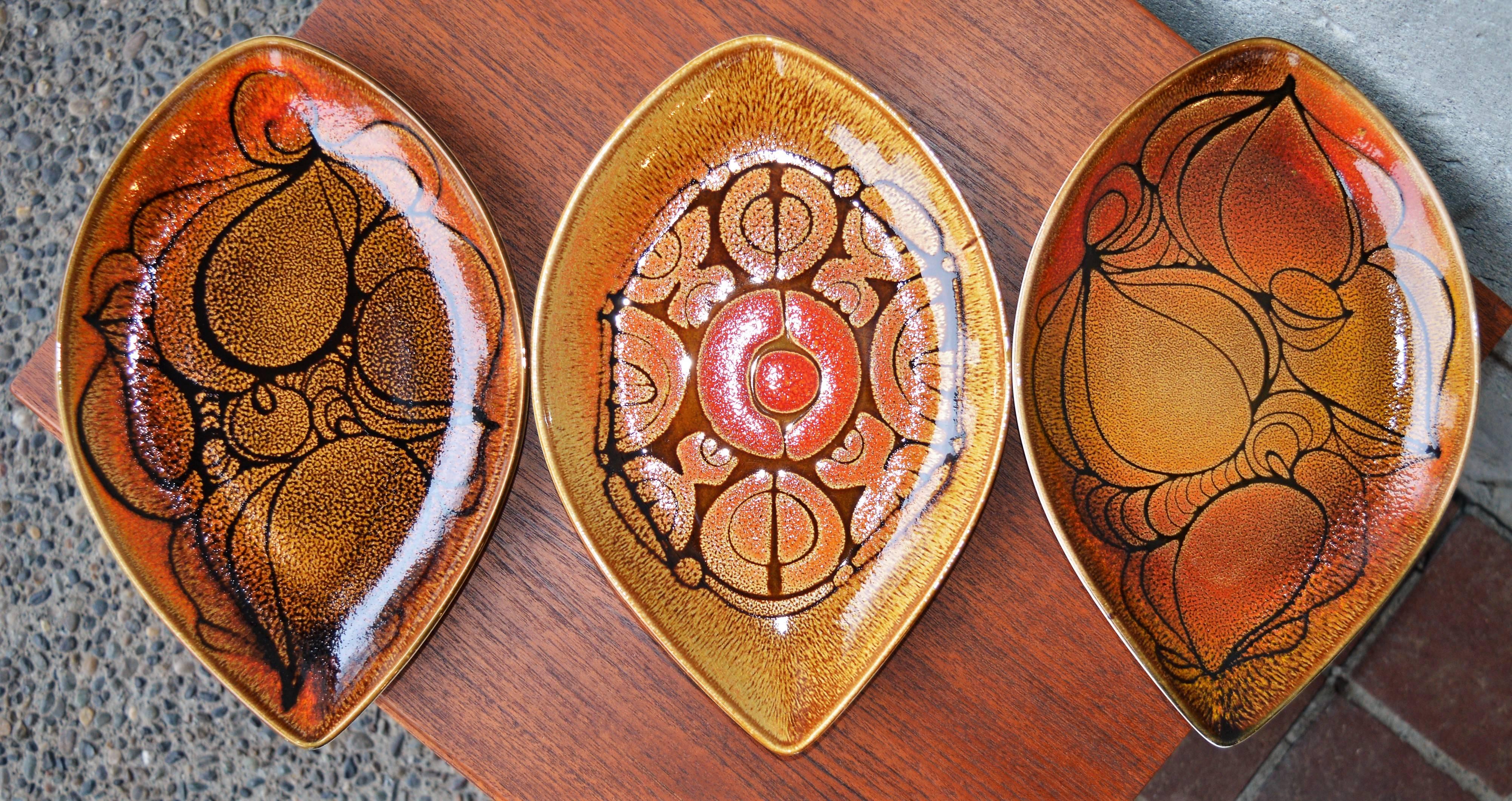 Mid-Century Modern Three Poole Pottery English Sword Blade Shaped Aegean Dishes, Abstract Designs For Sale