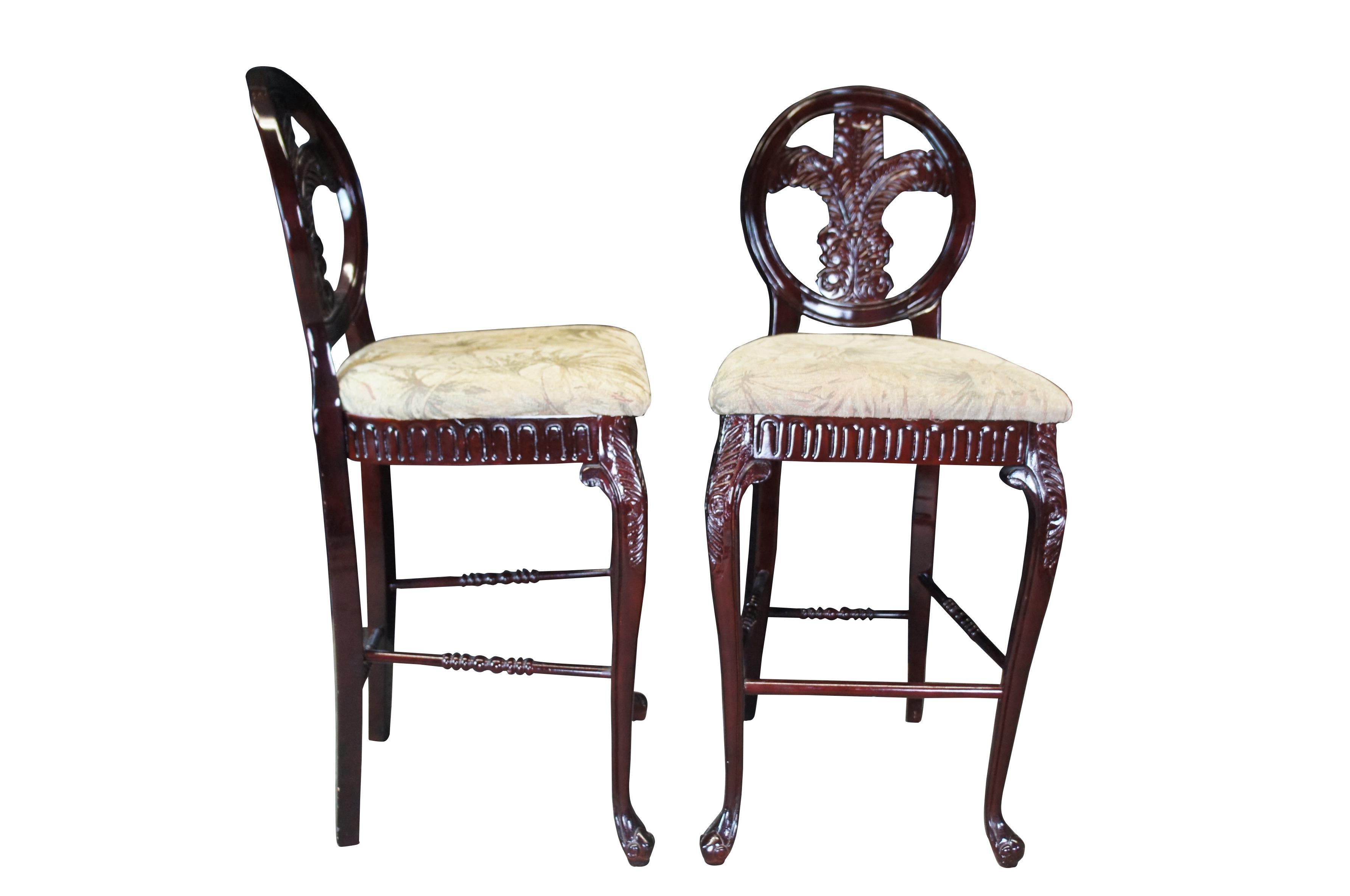 The Pulaski Foxcroft Bar Stool has an elegantly carved back showcasing Prince of Wales feathers and acanthus carved legs as well as a lovely and classic upholstered seat. Finished in mahogany

Dimensions:
22