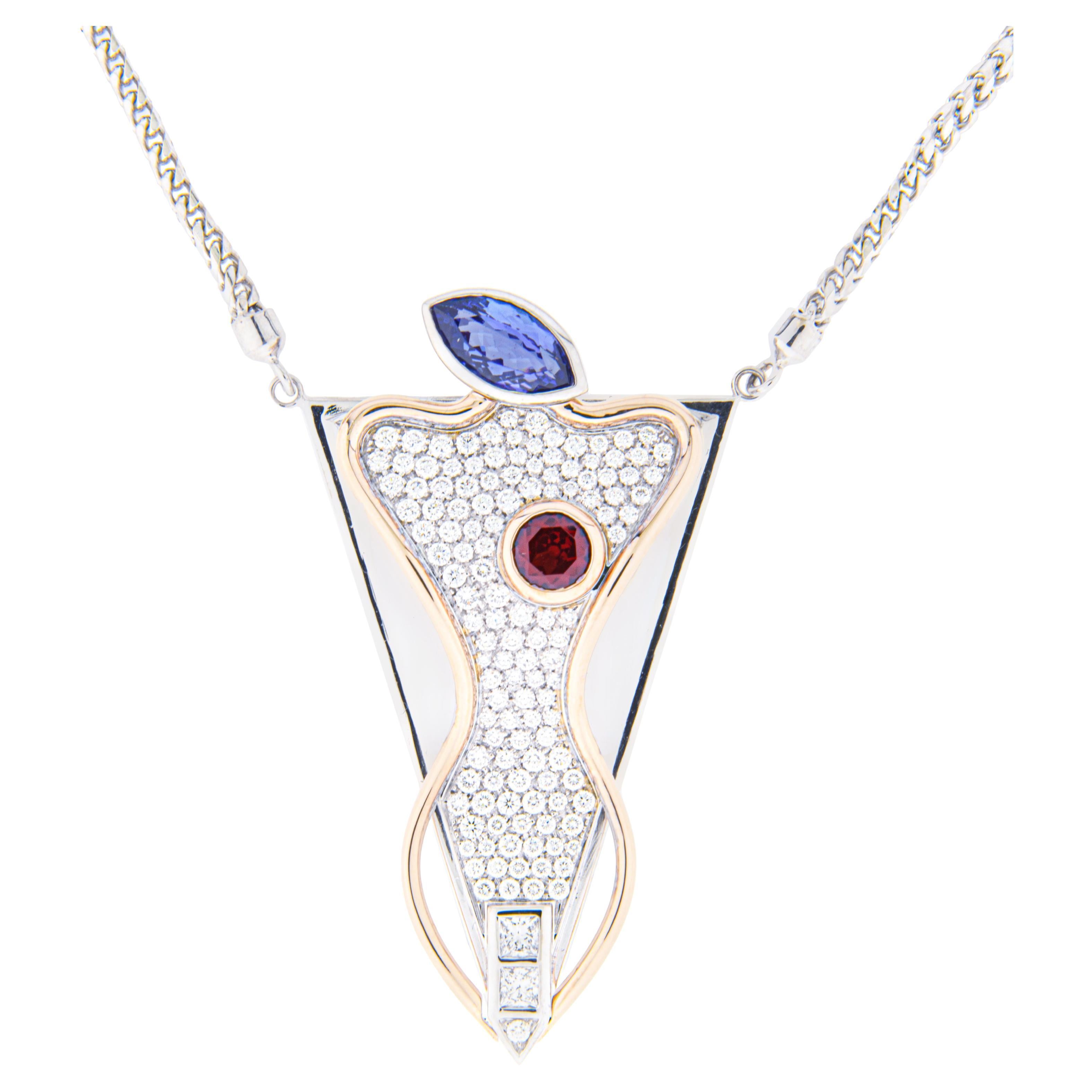 "3 Punti" Love Collection Necklace 18k Gold
Brilliants, Tanzanite
Garnet st.