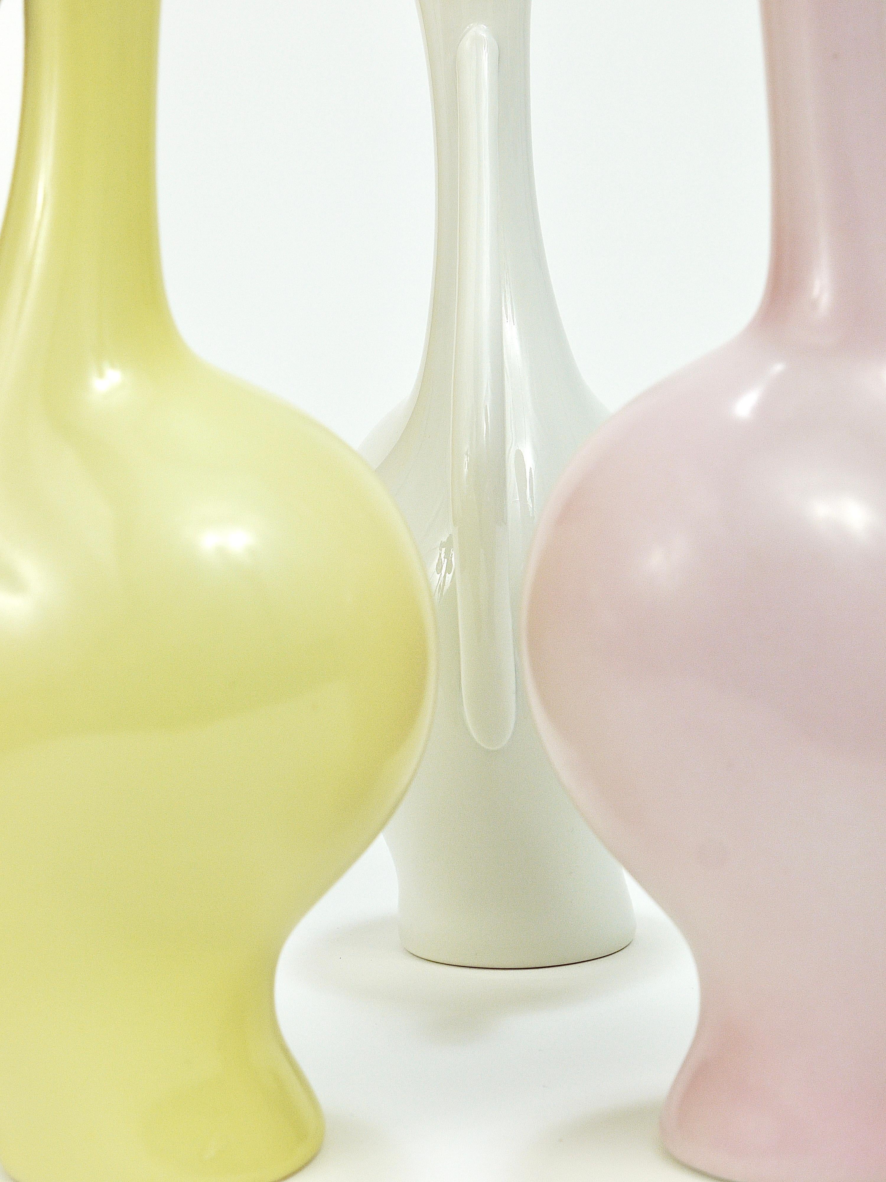 Glazed 3 Rosenthal „Luise“ Midcentury Porcelain Pastel Vases, Fritz Heidenreich, German For Sale