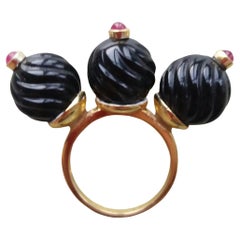 3 Round Carved Black Onyx Beads Ruby Round Cabs 14K Yellow Gold Cocktail Ring