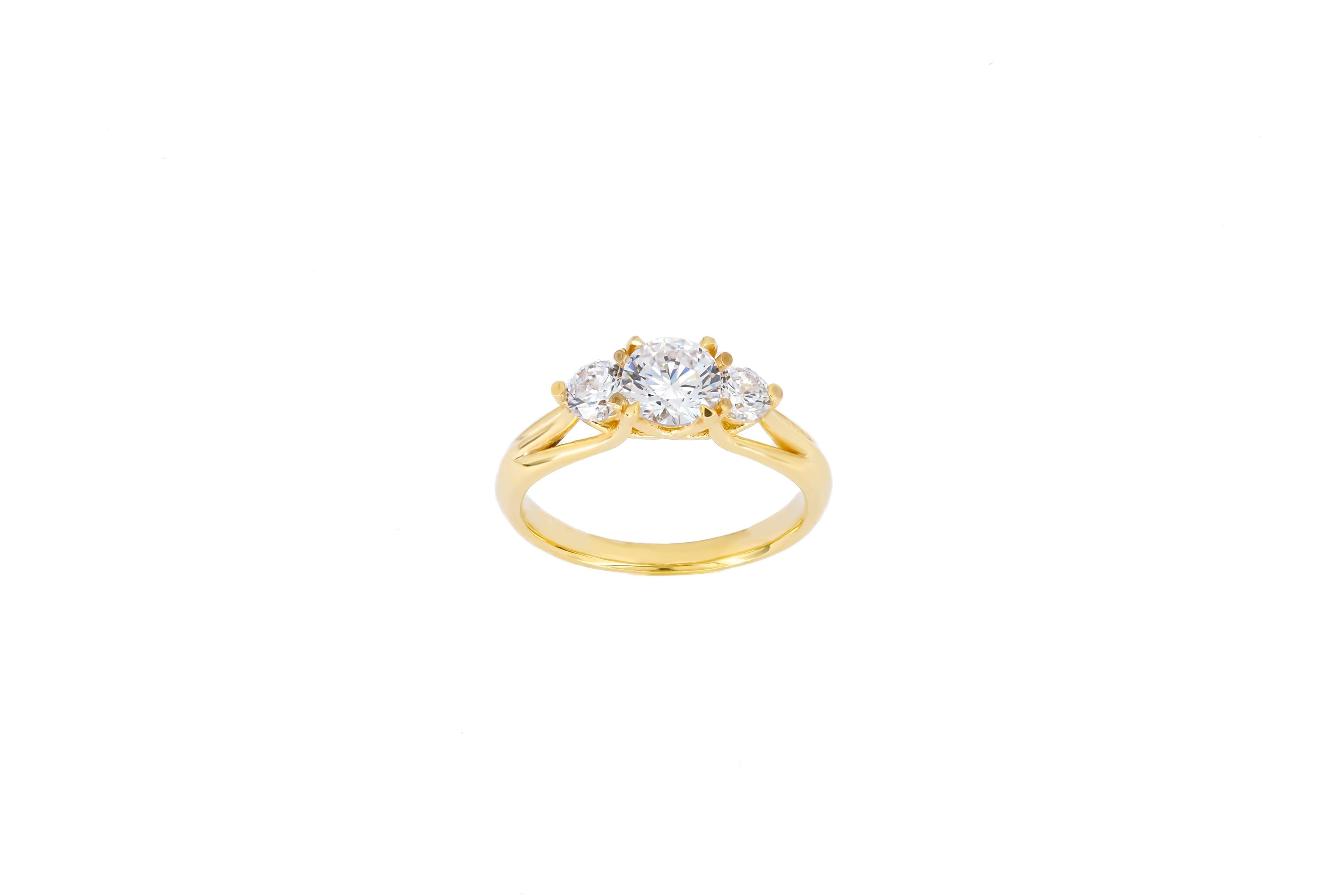 3 round moissanite 14k gold engagement ring. For Sale 1