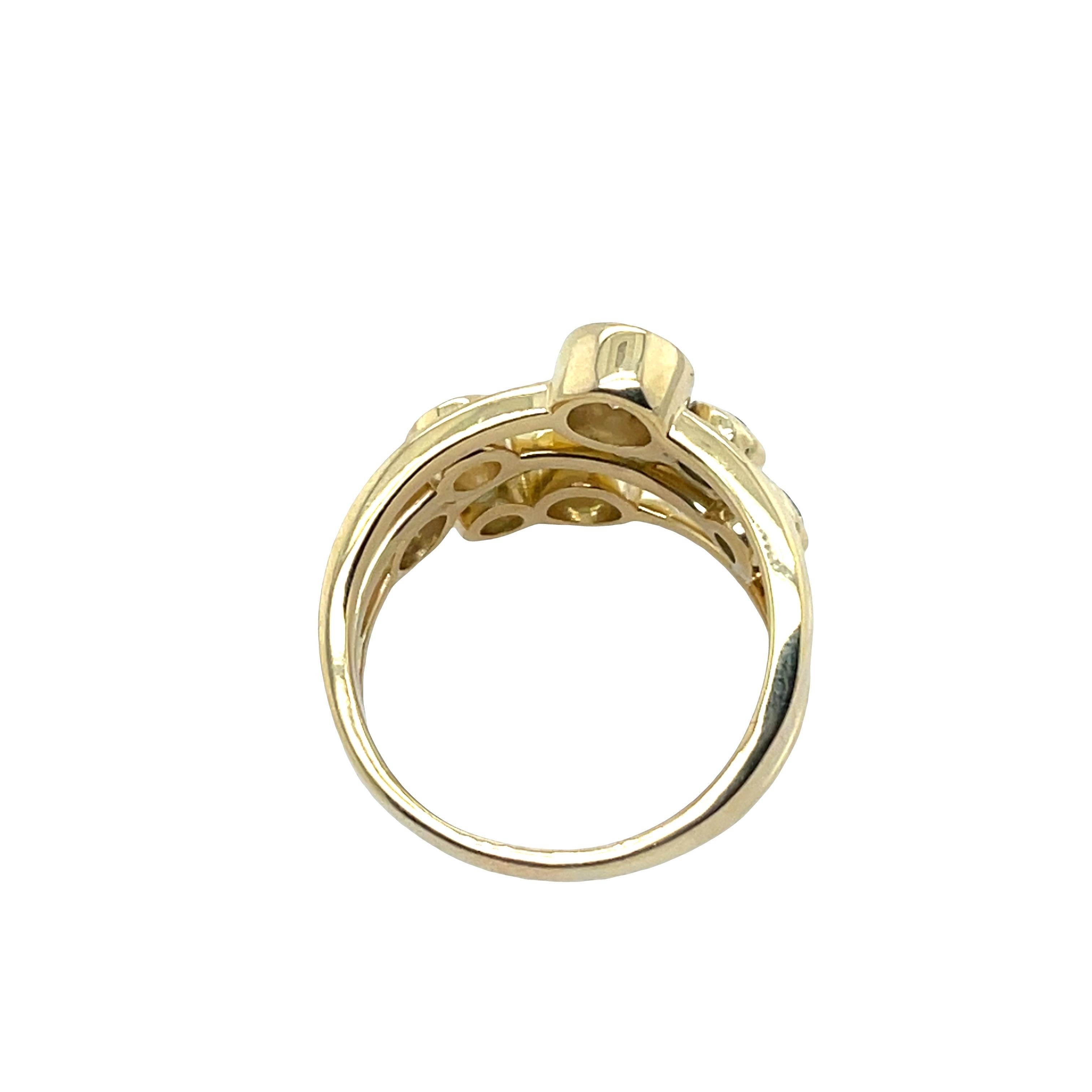 3 Row Bubble Ring Set with 7 Natural Diamonds in 18ct Yellow Gold en vente 1