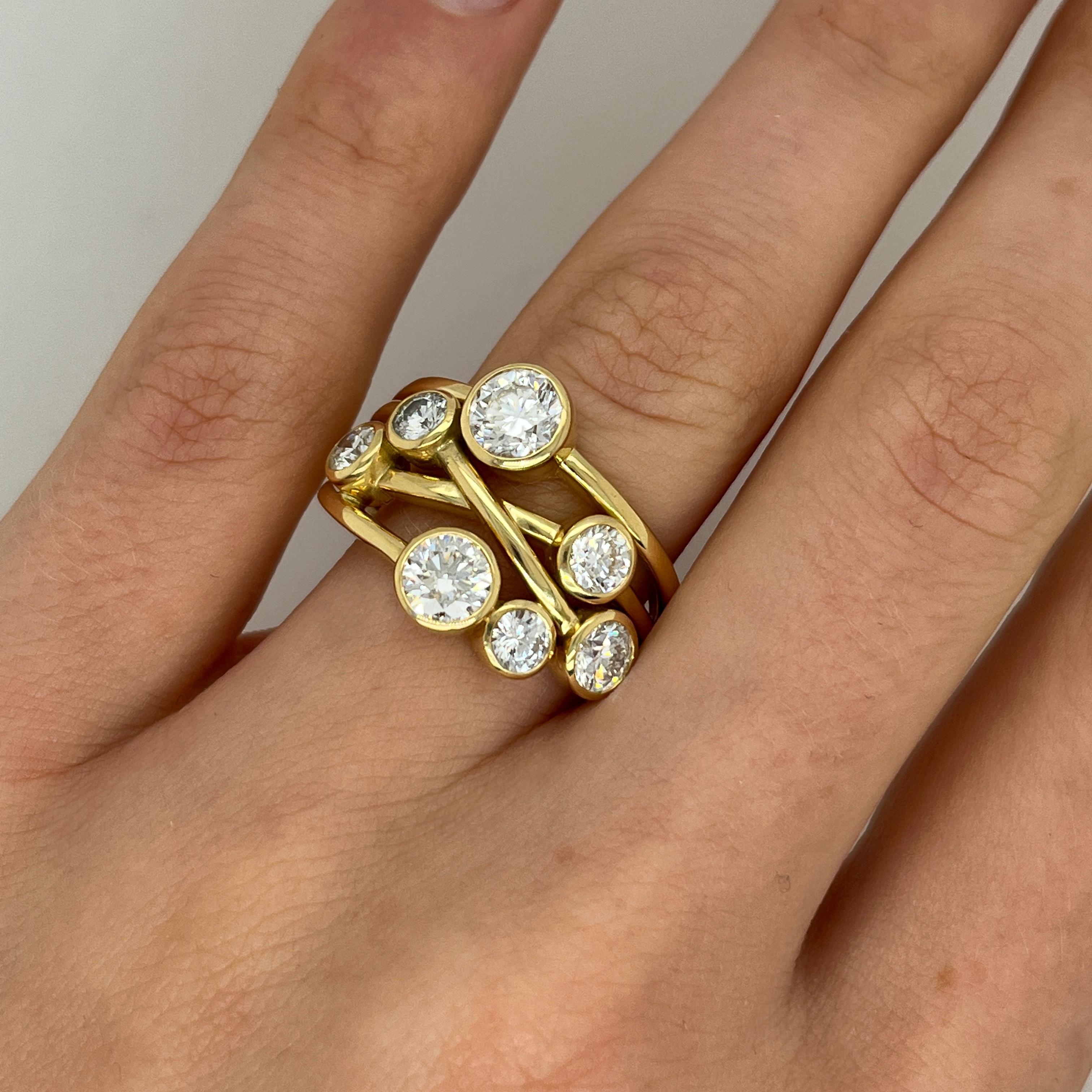 3 Row Bubble Ring Set with 7 Natural Diamonds in 18ct Yellow Gold en vente 2