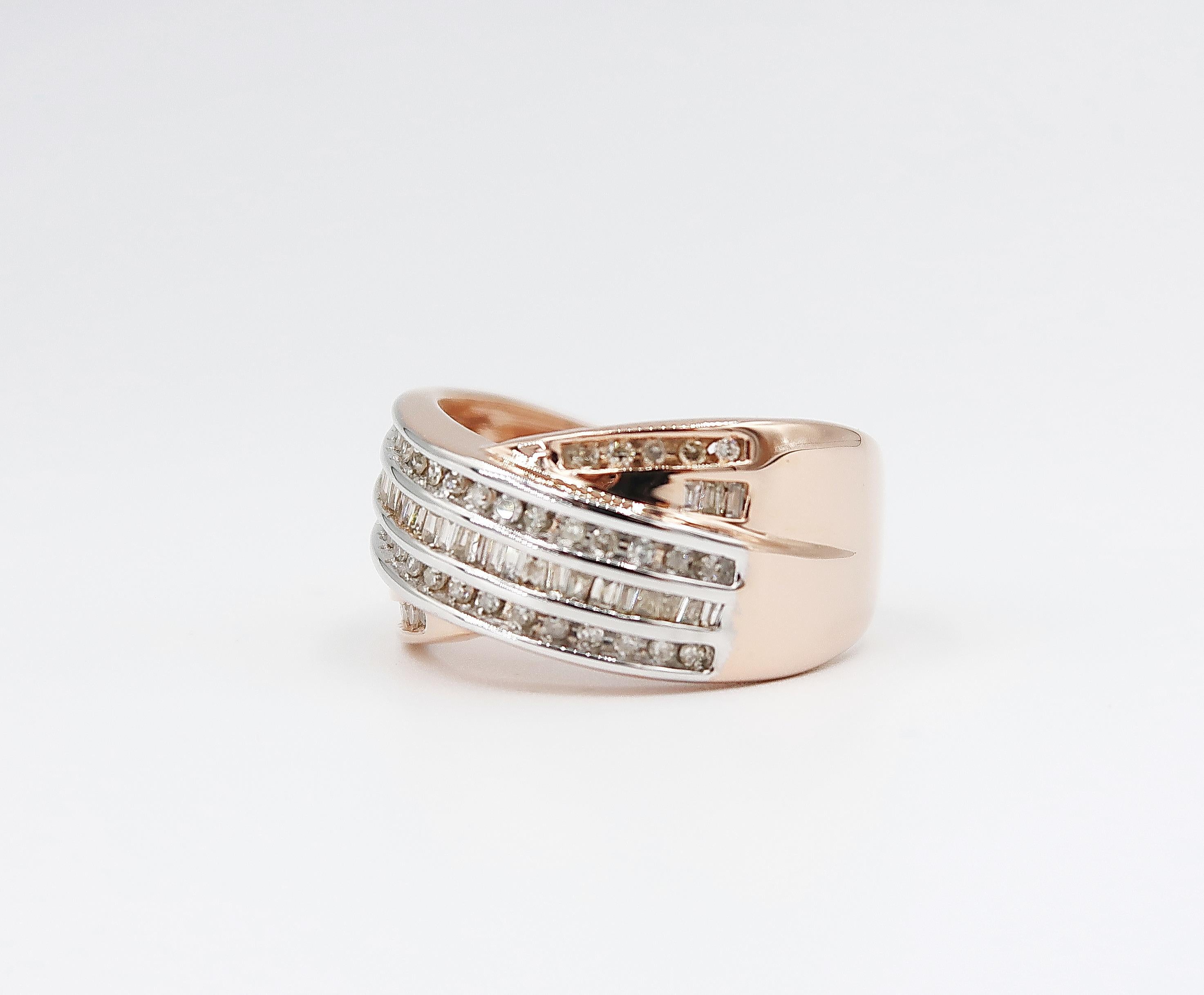 3-row Channel Set Baguette Round Brilliant Diamond Crossover Gold Band Ring

Gold: 9K Gold 4.701 g
Diamond: Baguette 0.36 ct; Round Brilliant 0.40 ct

Ring size: US 8, UK P