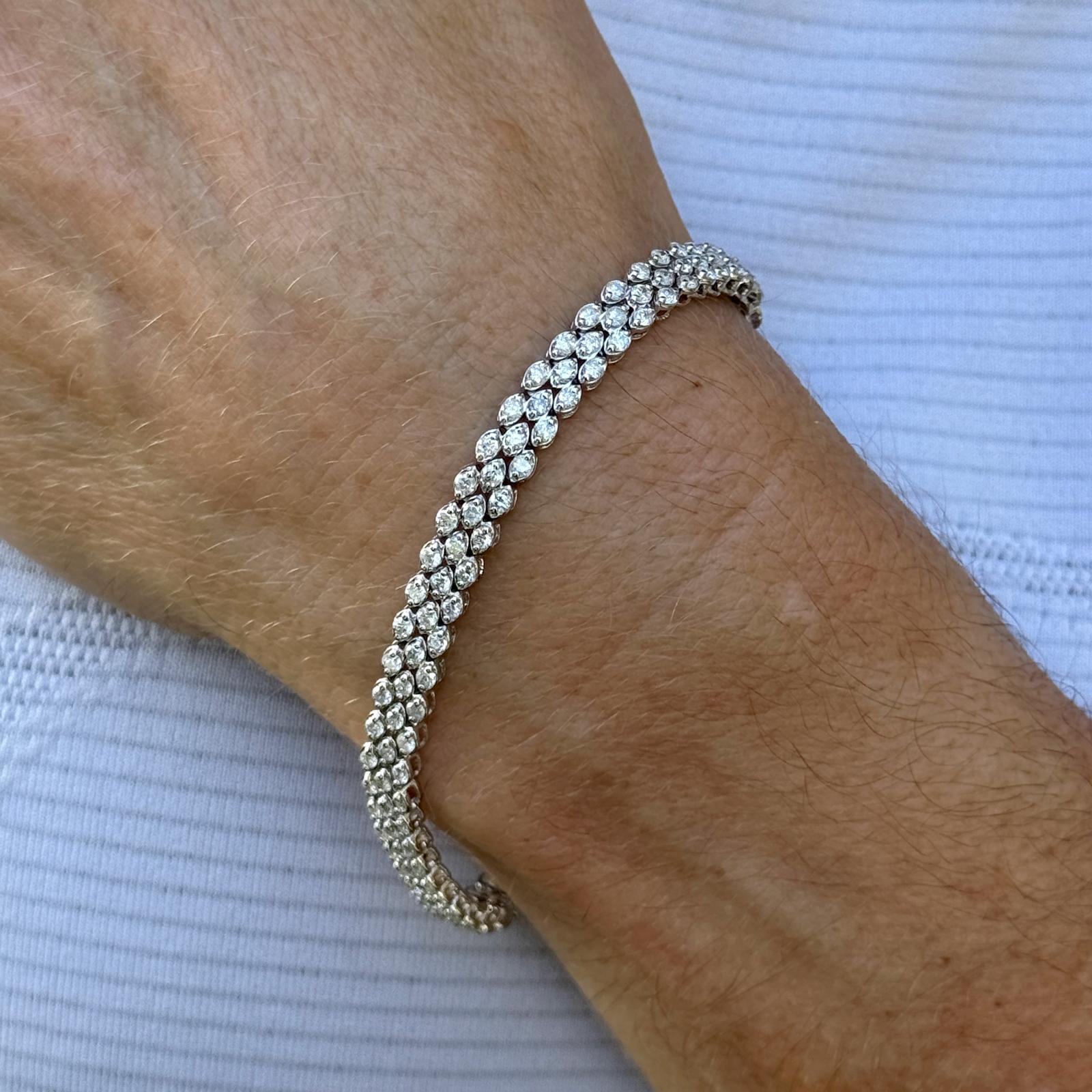 Taglio brillante Bracciale moderno a 3 file di diamanti in oro bianco 14 carati A Link in vendita