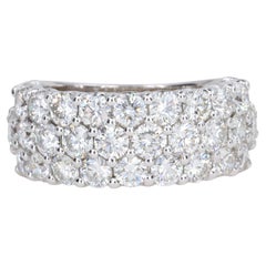 Bracelet en or blanc 18 carats à trois rangées de diamants taille brillant rond de 3,88 carats