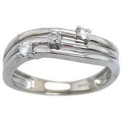 Bague vague à 3 rangées sertie de 3 diamants naturels en or blanc 9 carats