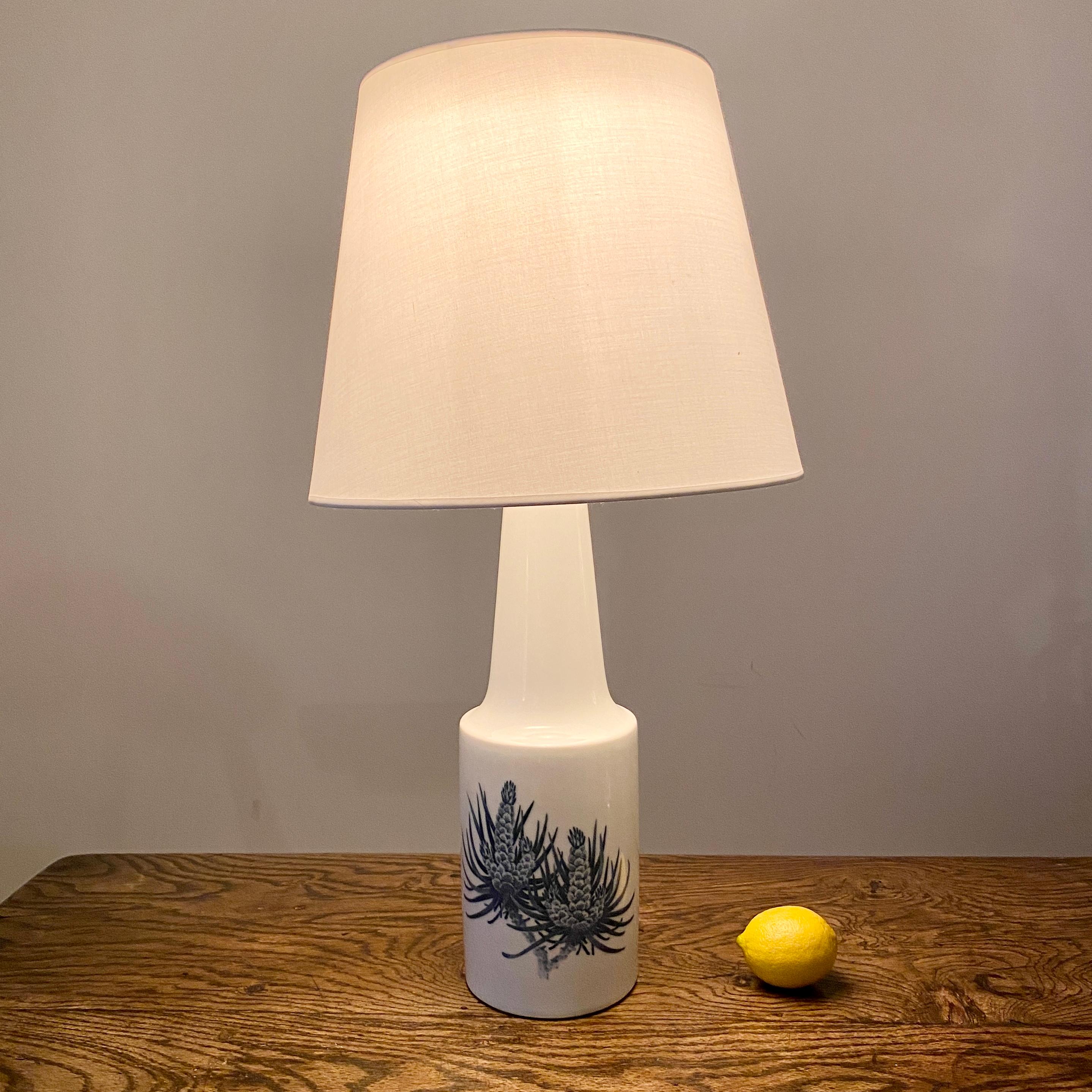 Mid-20th Century 3 Royal Copenhagen Porcelain Table Lamps with Blue Conifer Cone by Fog & Mørup  For Sale