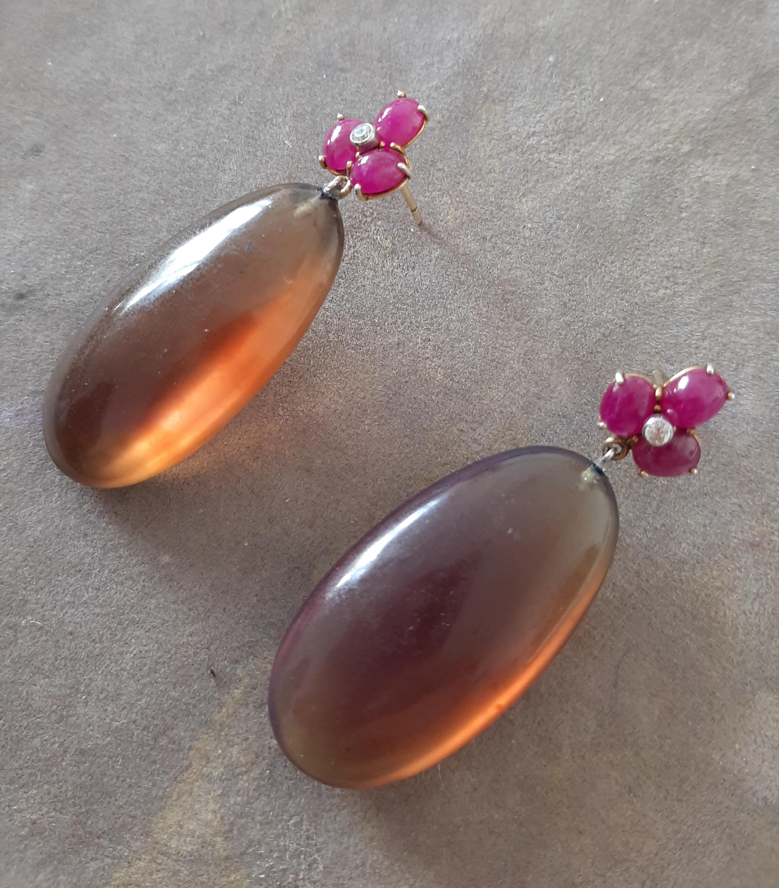 3 Rubin Oval Cabs 14 Kt Gelbgold Diamanten Burmese Honey Bernstein Tropfen Ohrringe im Zustand „Neu“ in Bangkok, TH