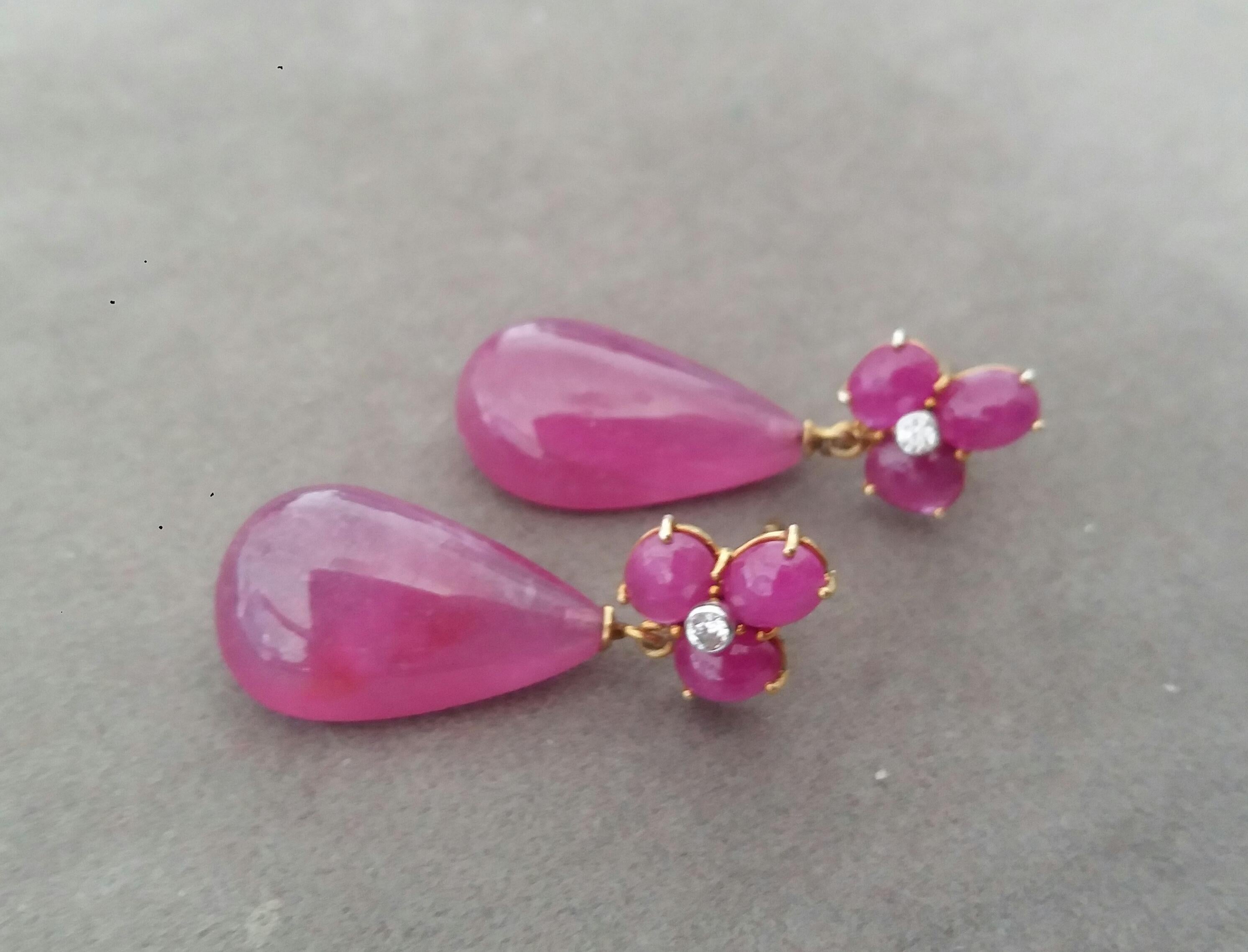 3 Ruby Oval Cabs Yellow Gold Diamonds 40 Carats Pear Shape Ruby Drops Earrings In Good Condition In Bangkok, TH