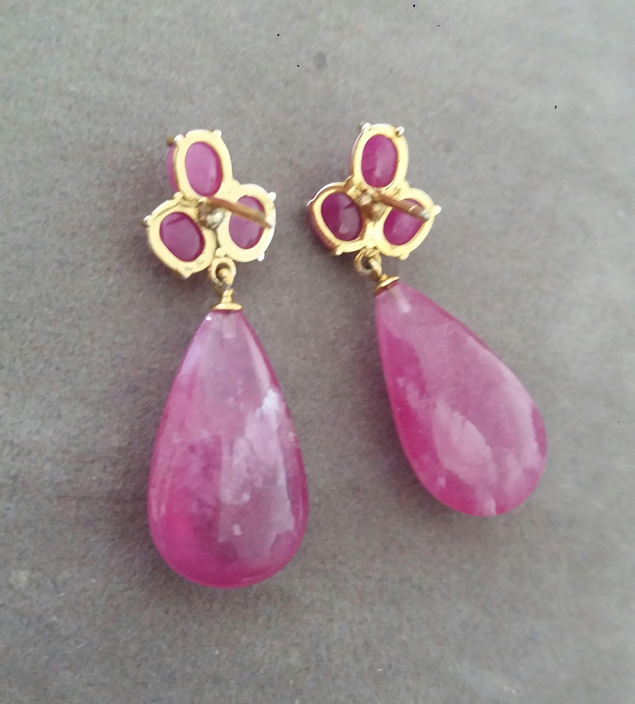 3 Ruby Oval Cabs Yellow Gold Diamonds 40 Carats Pear Shape Ruby Drops Earrings For Sale 1