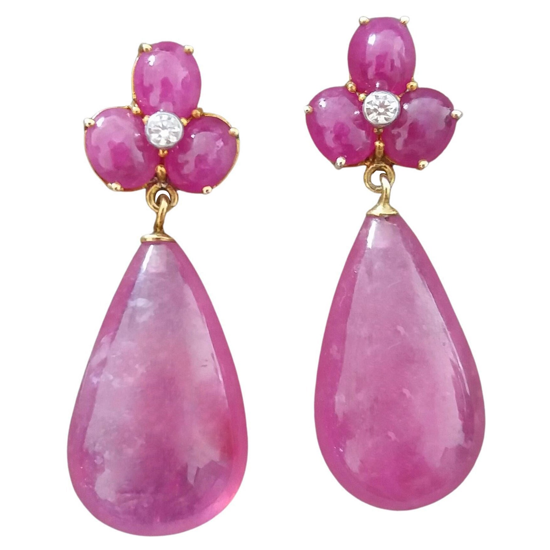 3 Orecchini con gocce di rubino ovali in oro giallo con diamanti 40 carati a forma di pera