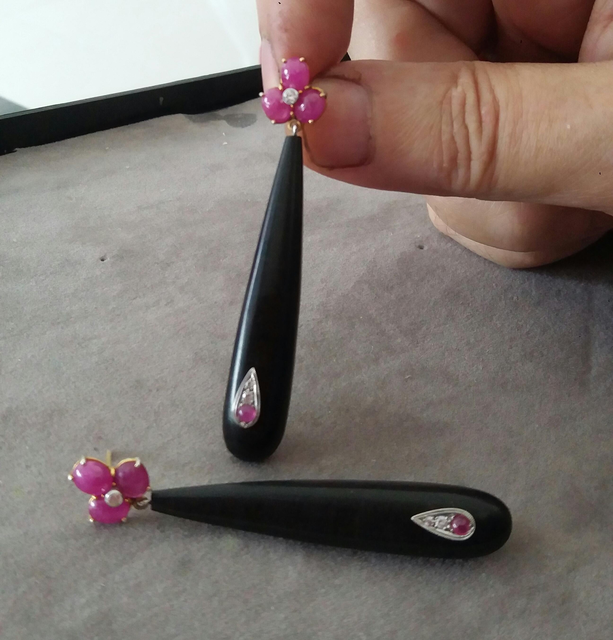 3 Ruby Oval Cabs Yellow Gold Diamonds Long Ebony Wood Round Drops Earrings In Good Condition For Sale In Bangkok, TH