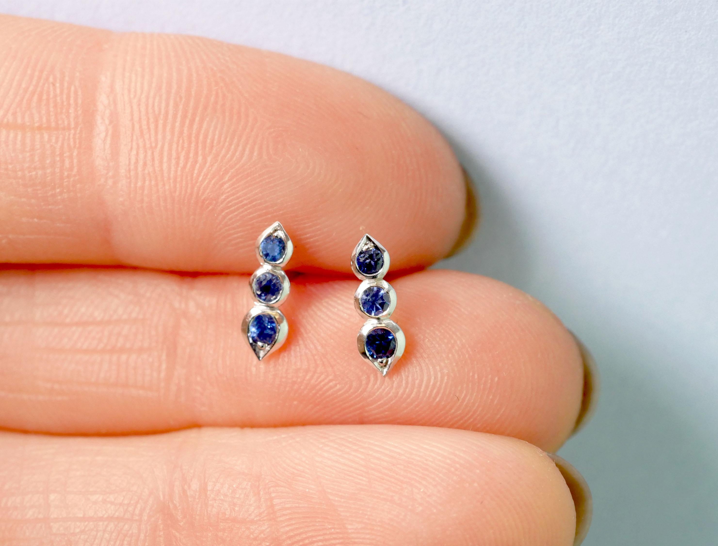 Contemporary 3 Sapphire Crawler Earrings in 18 Karat White Gold For Sale