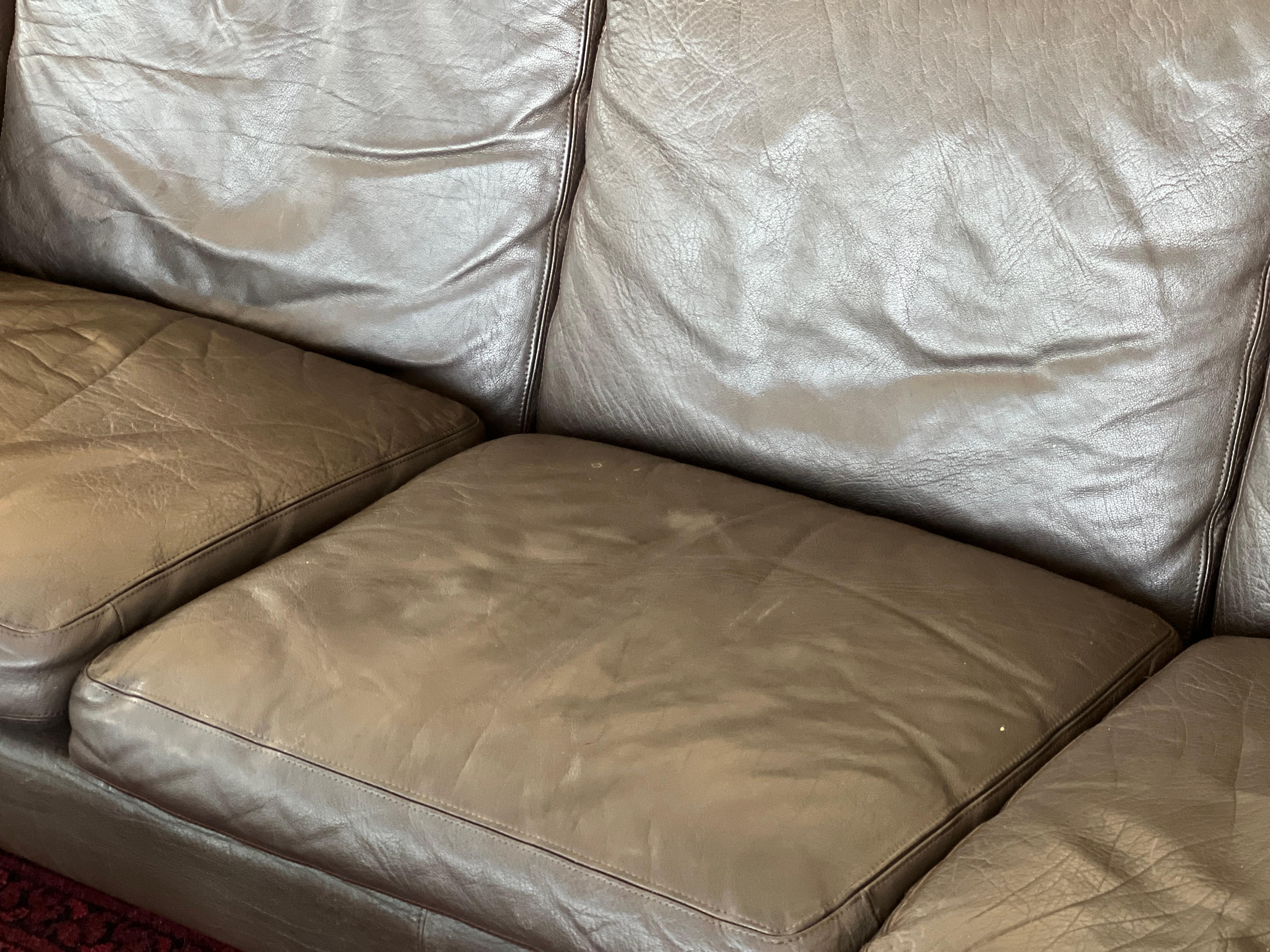 fredrik kayser sofa