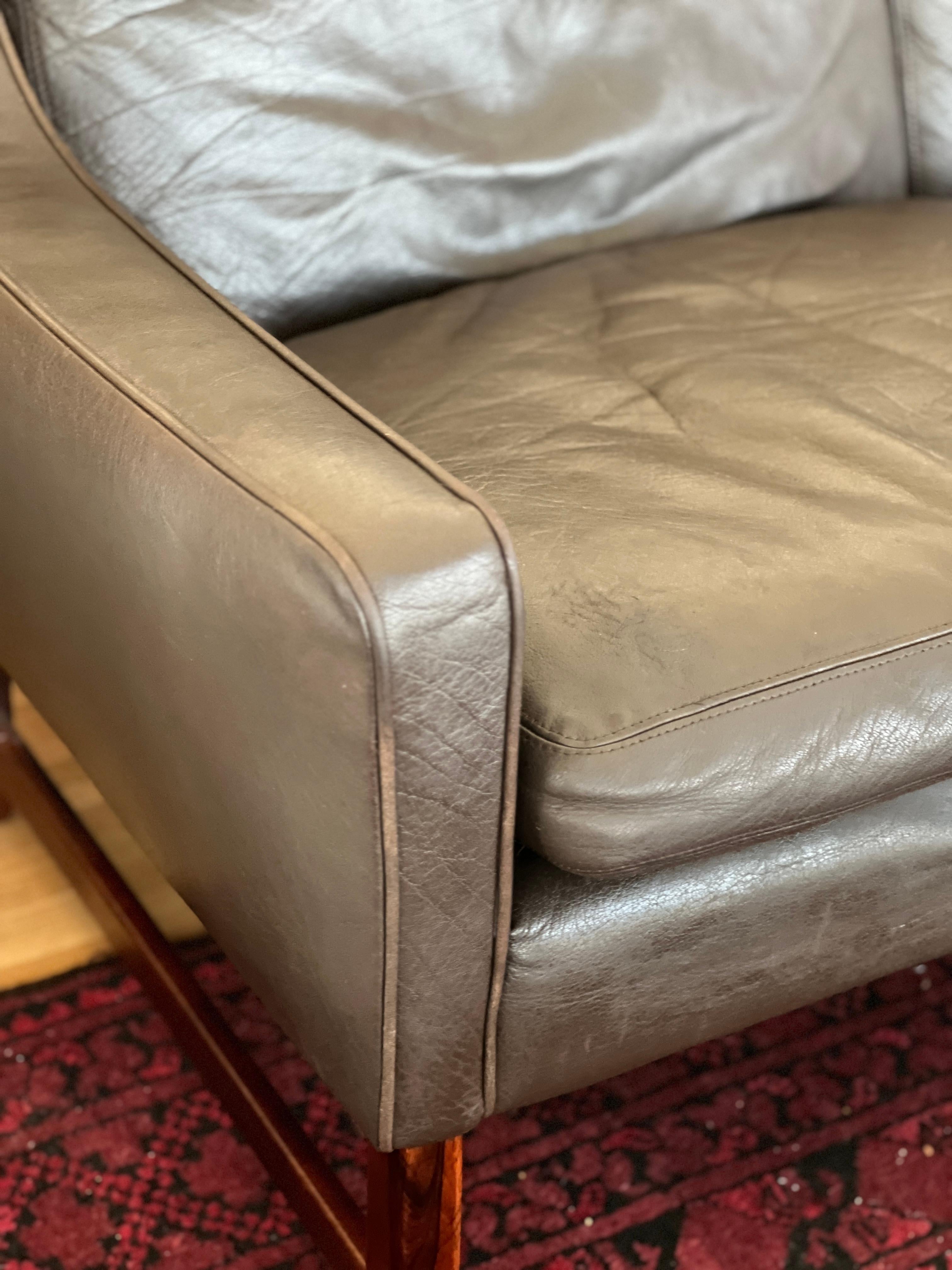 sofa 14 vene