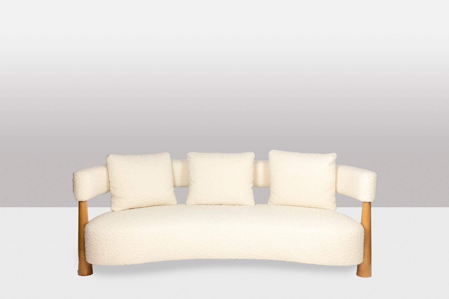 3-seater “bean” shaped sofa. Contemporary work. For Sale 1