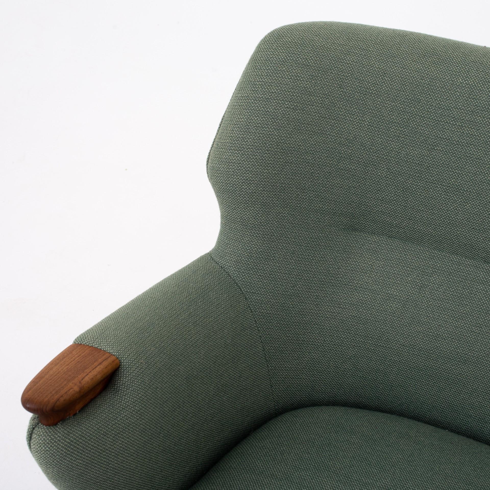 kurt olsen sofa