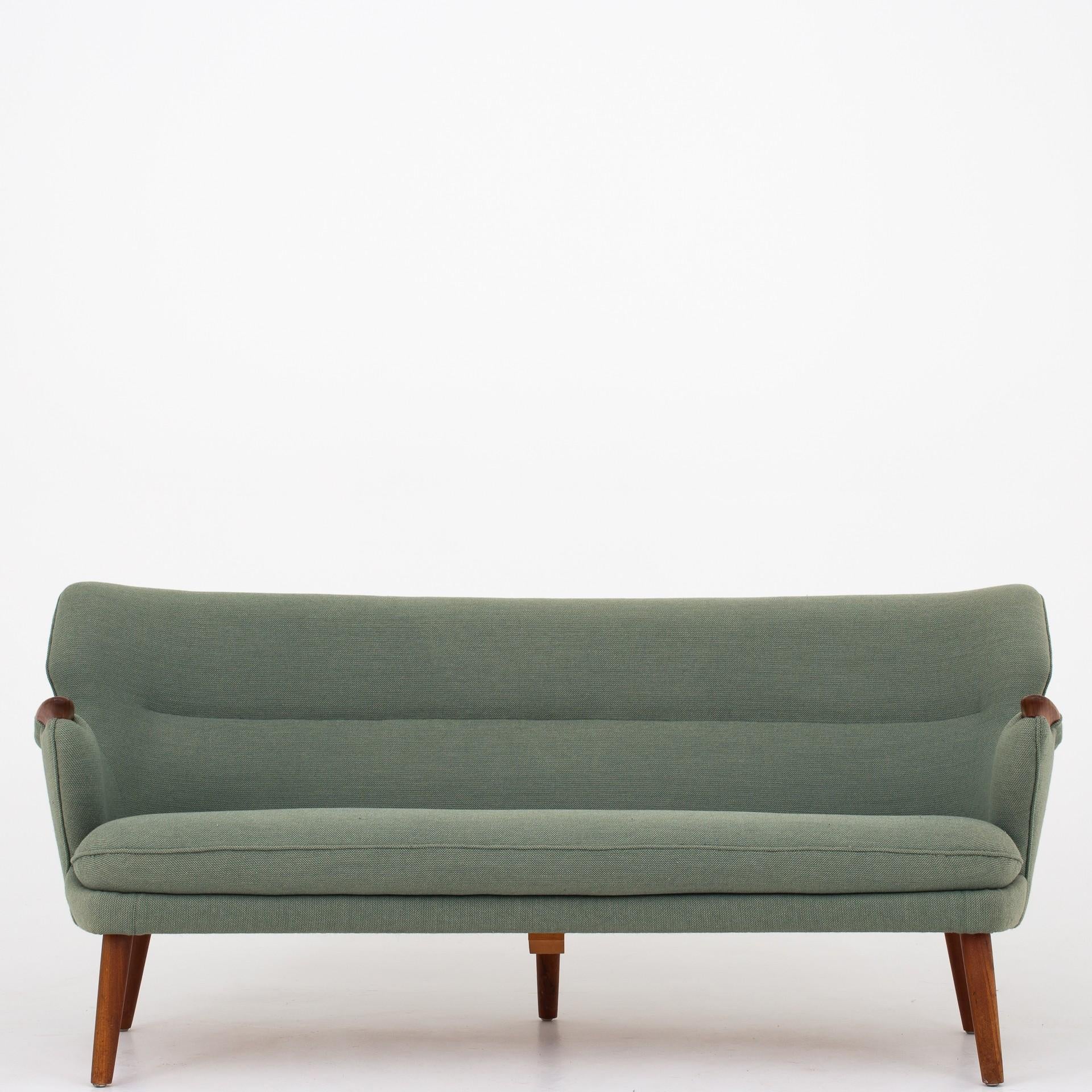 3-Seat by Kurt Olsen In Fair Condition In Copenhagen, DK