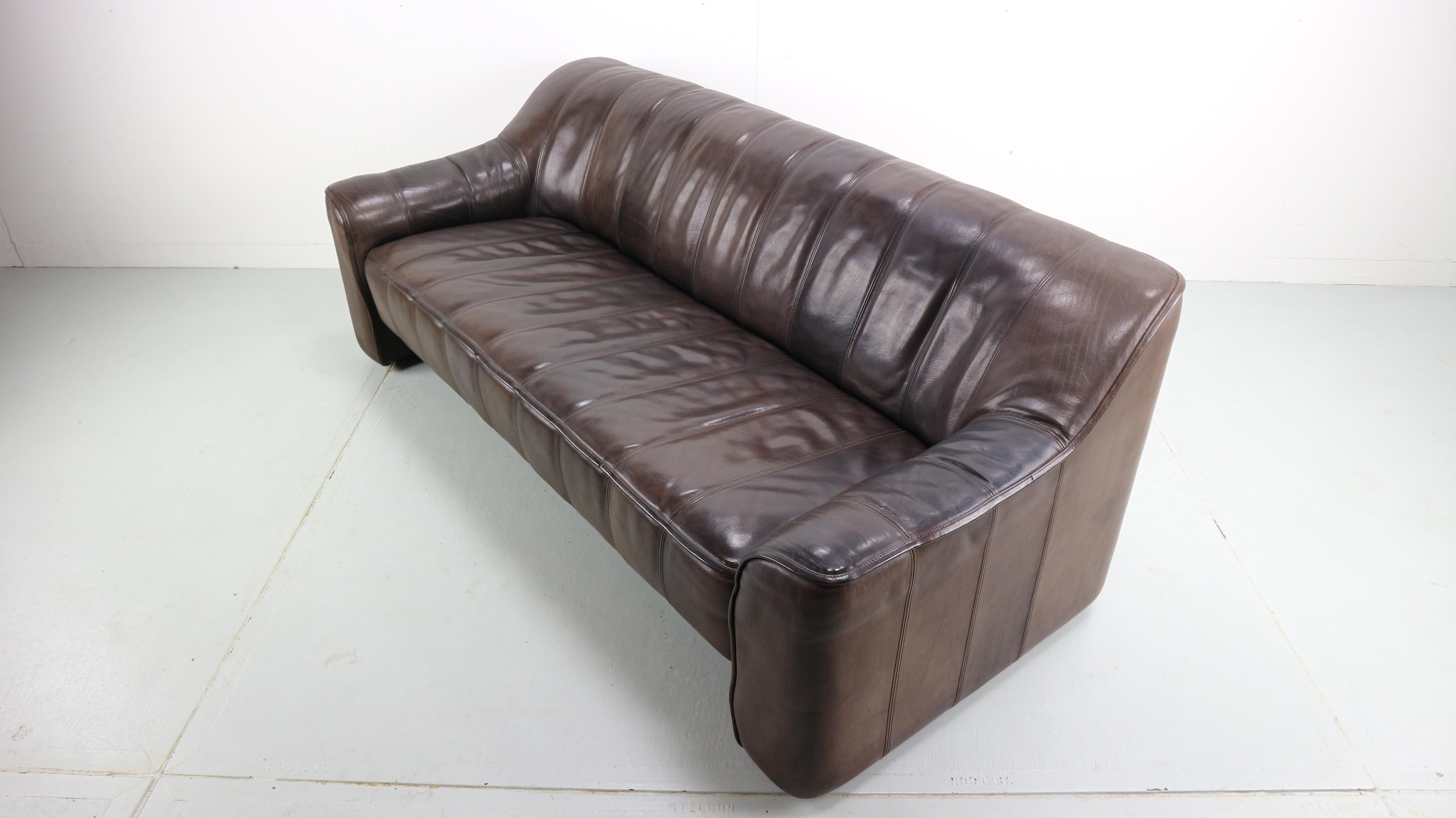 Late 20th Century 3-Seat Leather Sofa DS-44 from De Sede, 1970s