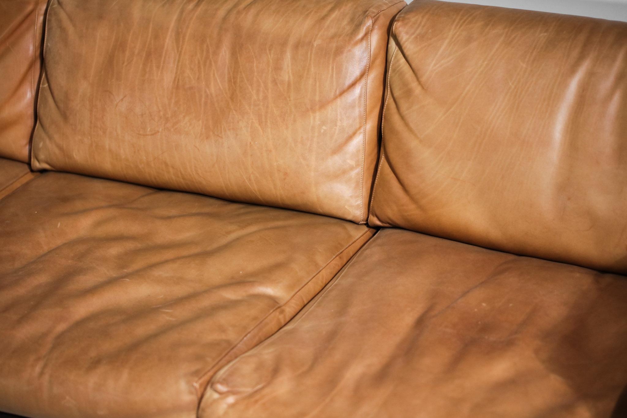 3 Seater Leather Sofa Model Bastiano by Italian Designer Tobia Arfa Scarpa 10