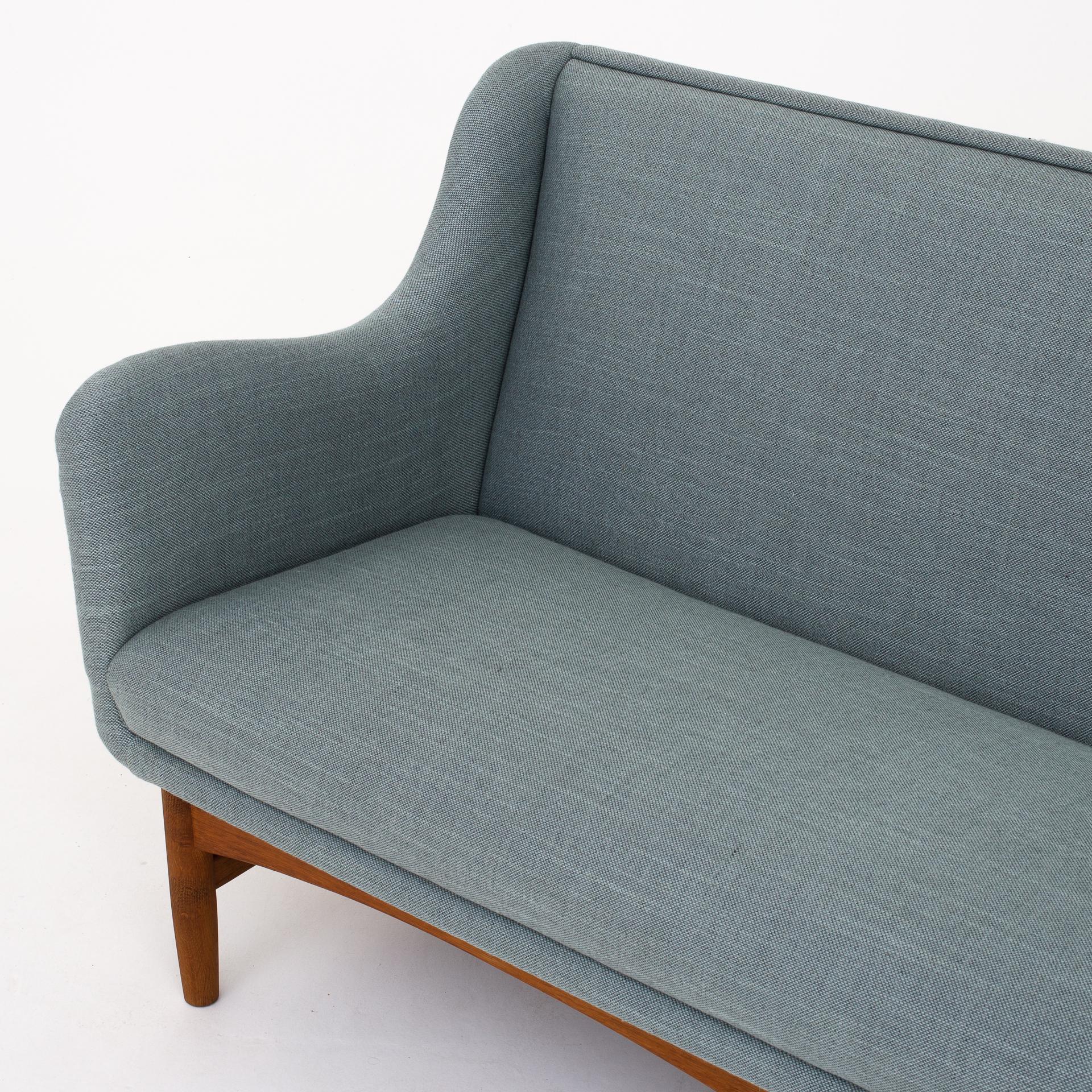 3-sitziges Sofa von Finn Juhl (Geölt) im Angebot