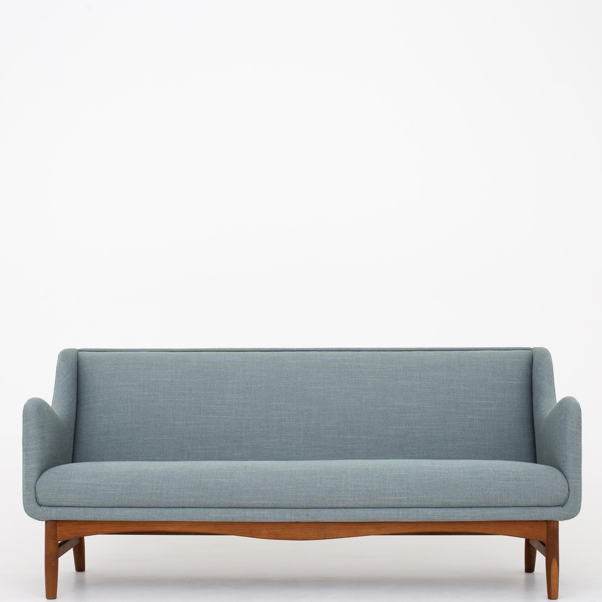 3-Seat Sofa by Finn Juhl In Good Condition For Sale In Copenhagen, DK
