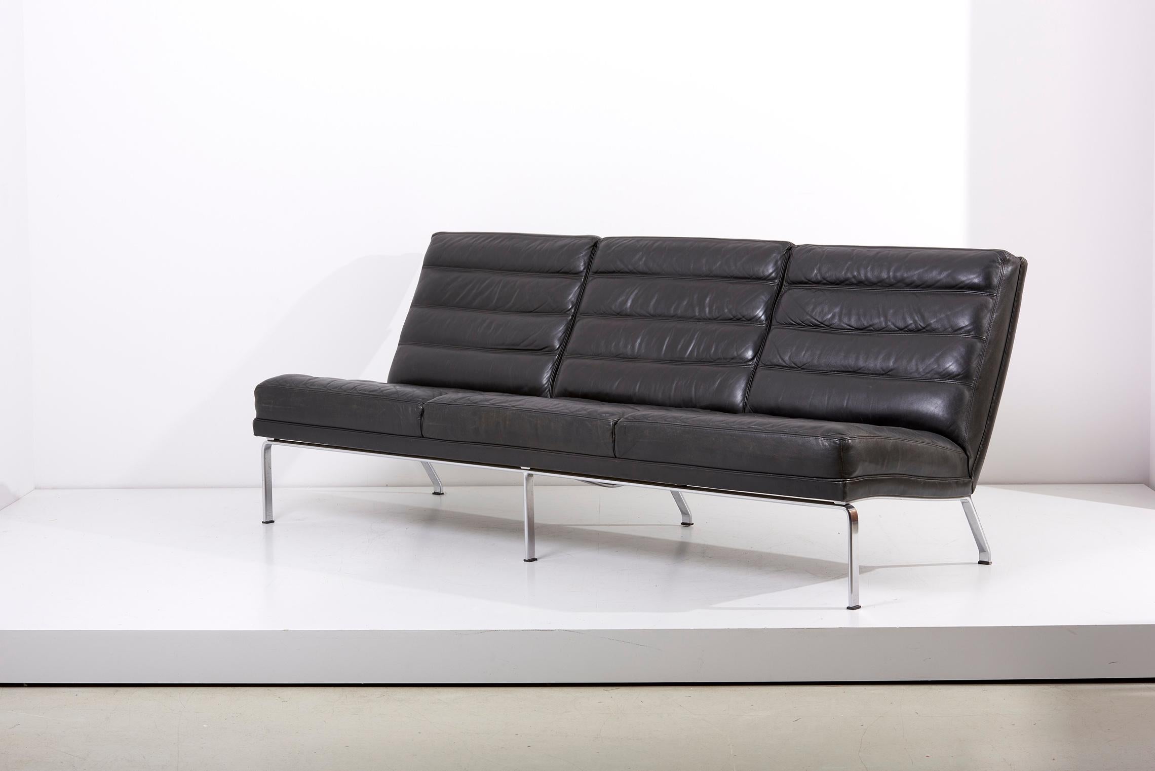 3-Sitzer Schwarzes Leder Horst Brüning Sofa für Kill International, Deutschland 1960s (Moderne der Mitte des Jahrhunderts) im Angebot