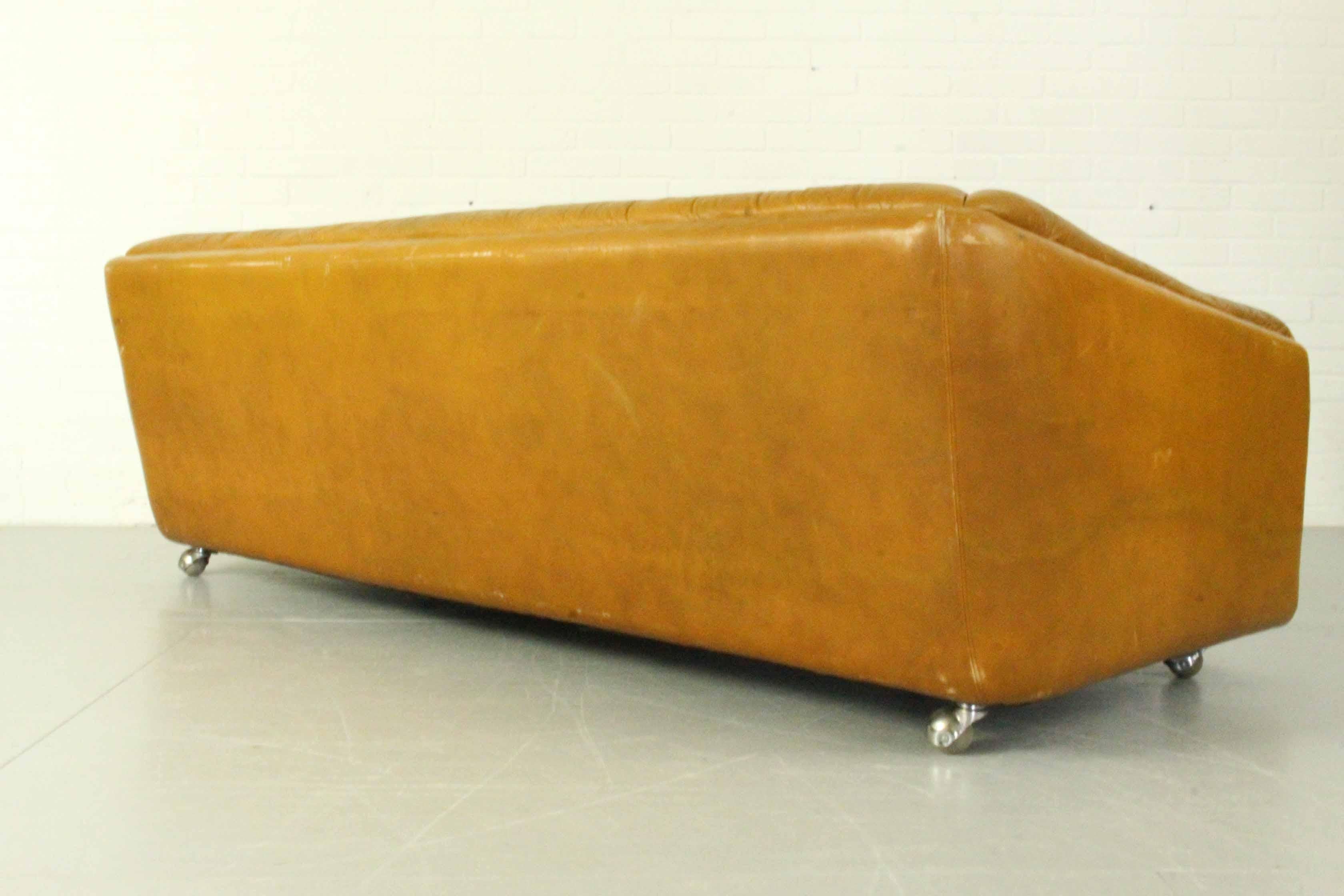 3-Sitzer-Sofa C610 von Geoffrey Harcourt für Artifort, Niederlande, 1969 im Zustand „Relativ gut“ im Angebot in Appeltern, Gelderland