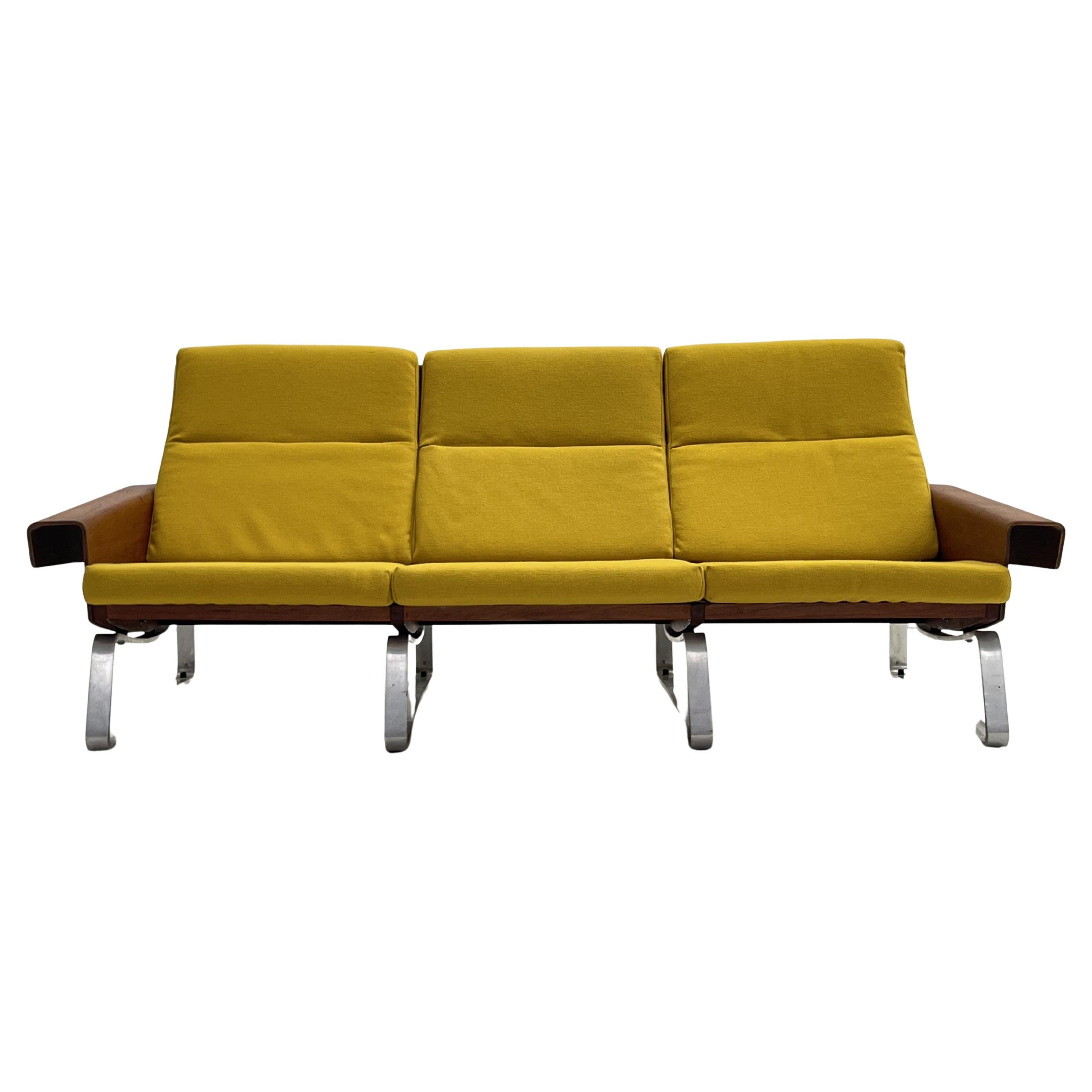Mid-Century moderno Divano a 3 posti in alluminio e teak in vendita