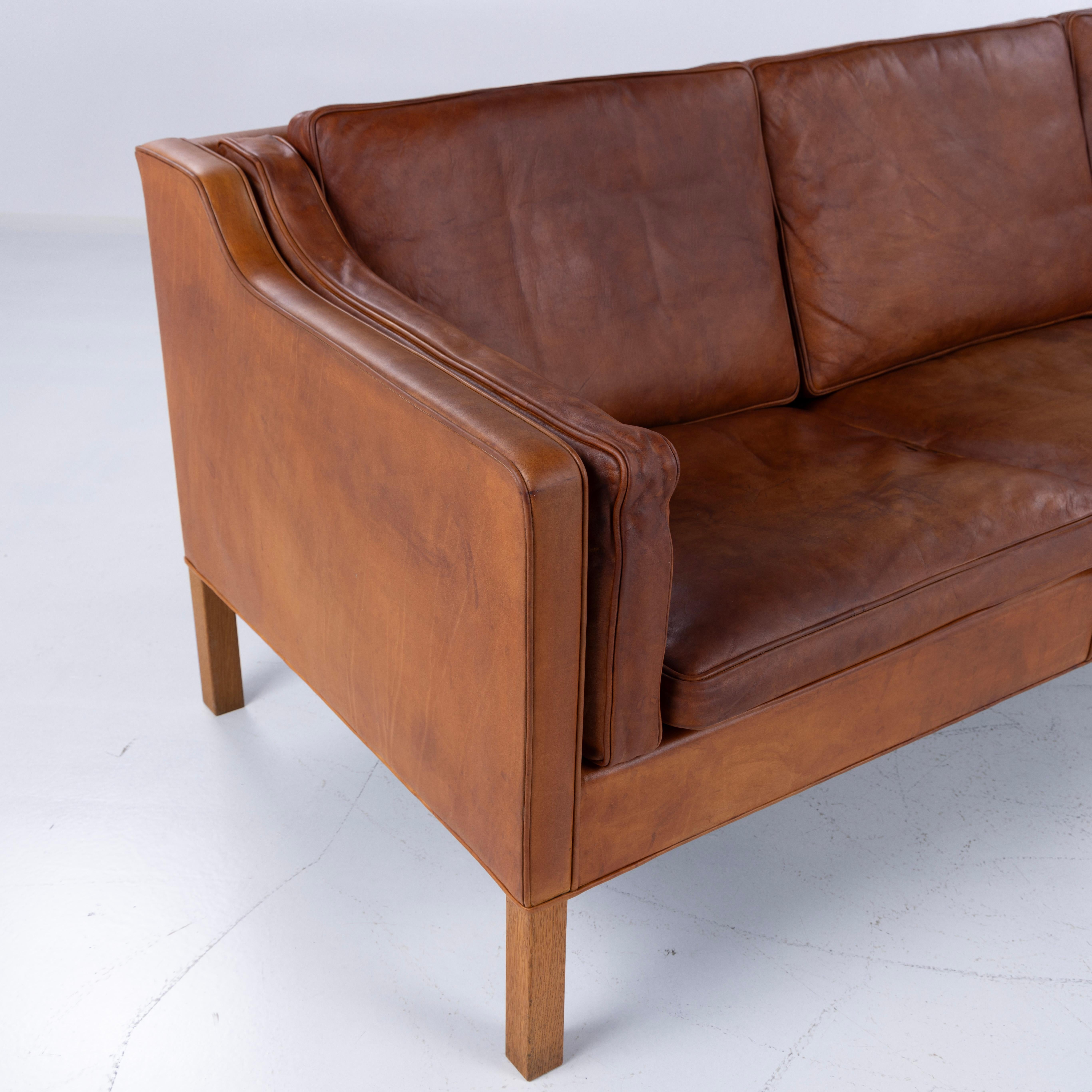 3-seater sofa in patinated natural leather by Børge Mogensen 1