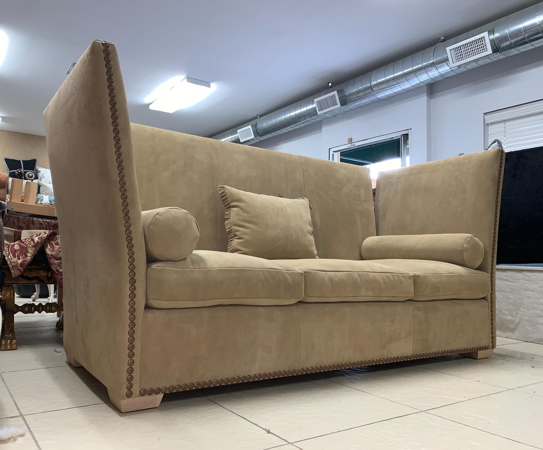 3-Seat Sofa in the Knole Style Upholstered in Brown Suede (amerikanisch)