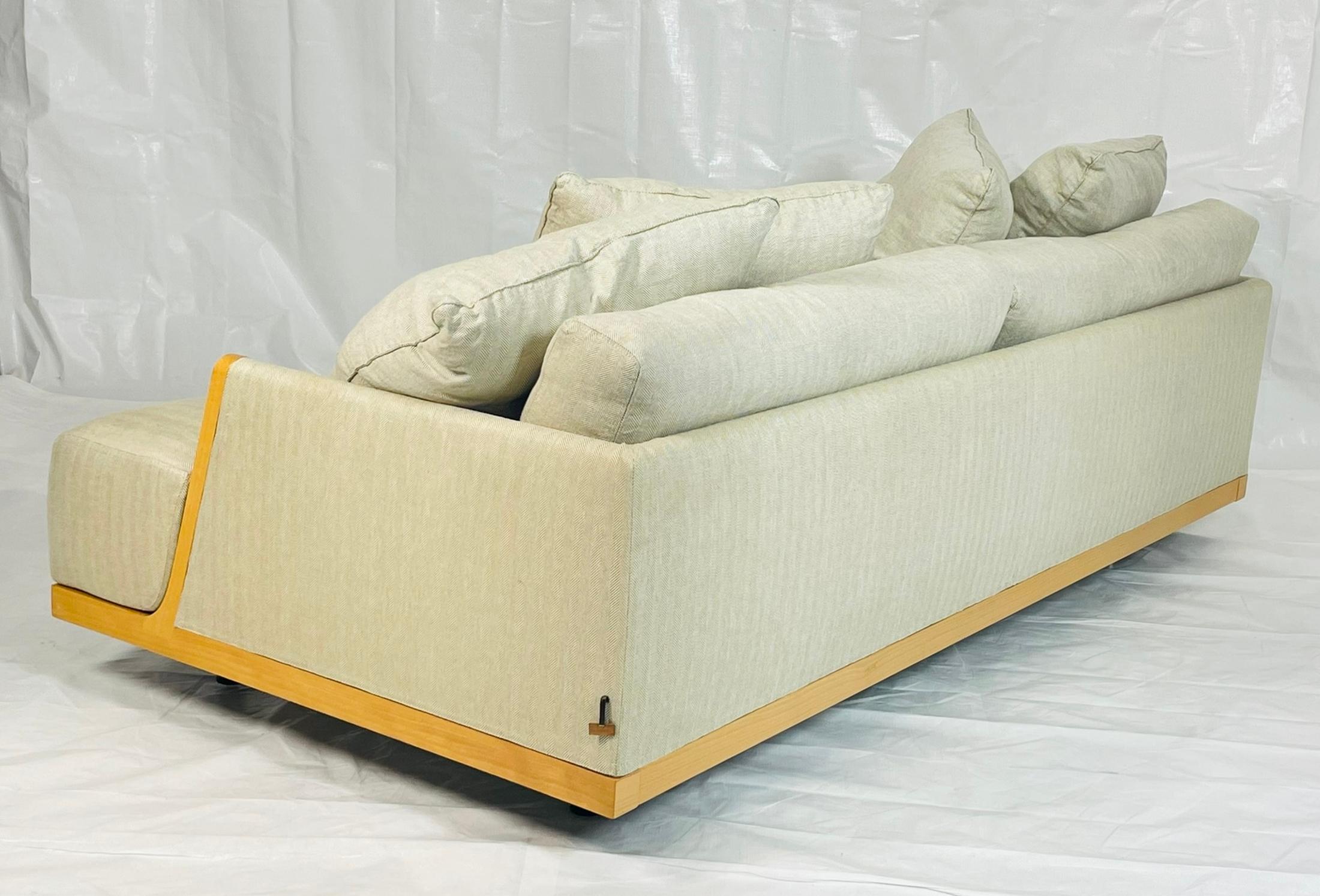 3 Seater Sofa made in Italy by Antonello Mosca for Giorgetti, Italian Modern en vente 1