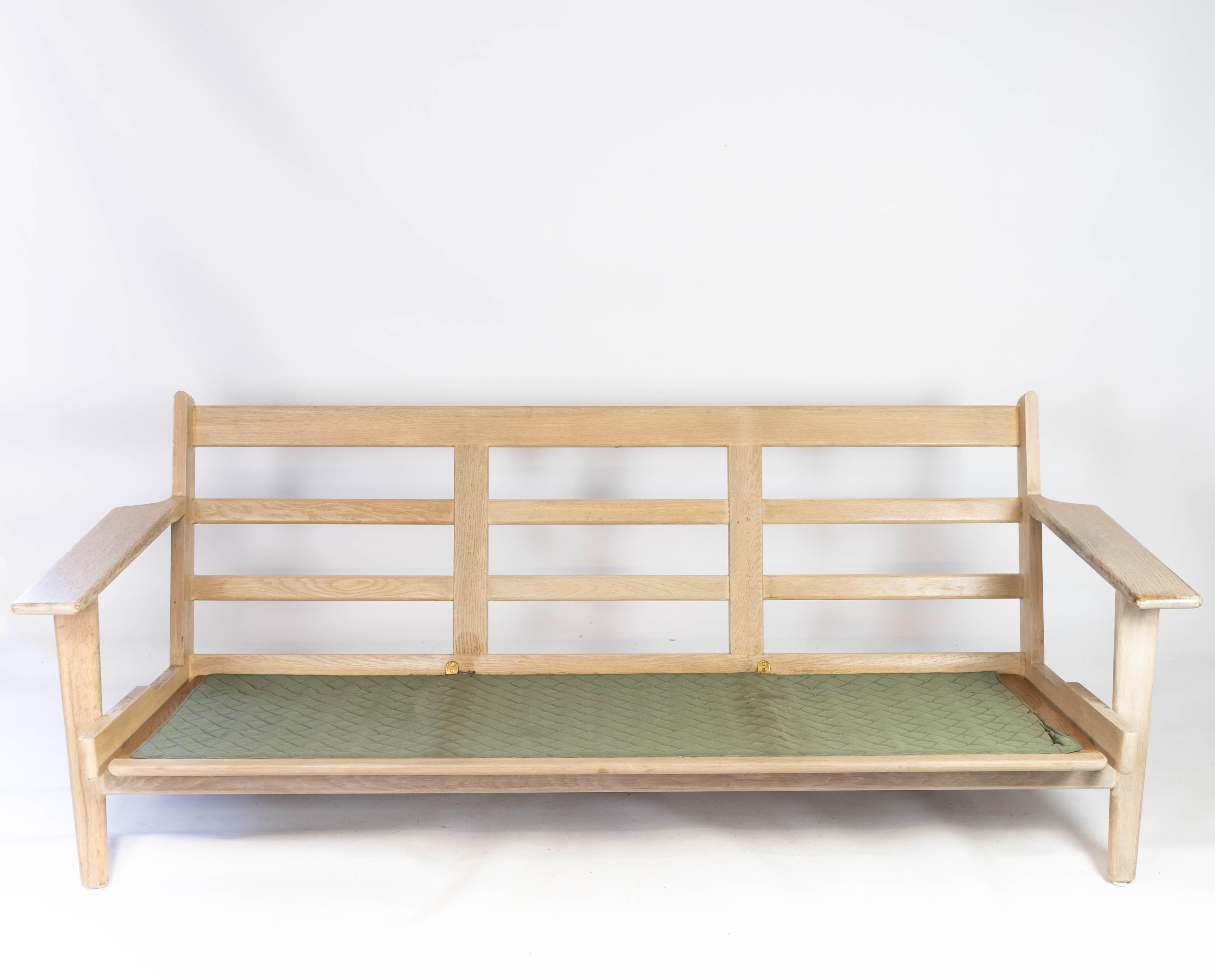 Sofá de 3 plazas, modelo GE290, en roble de Hans J. Wegner, años 60 en venta 4